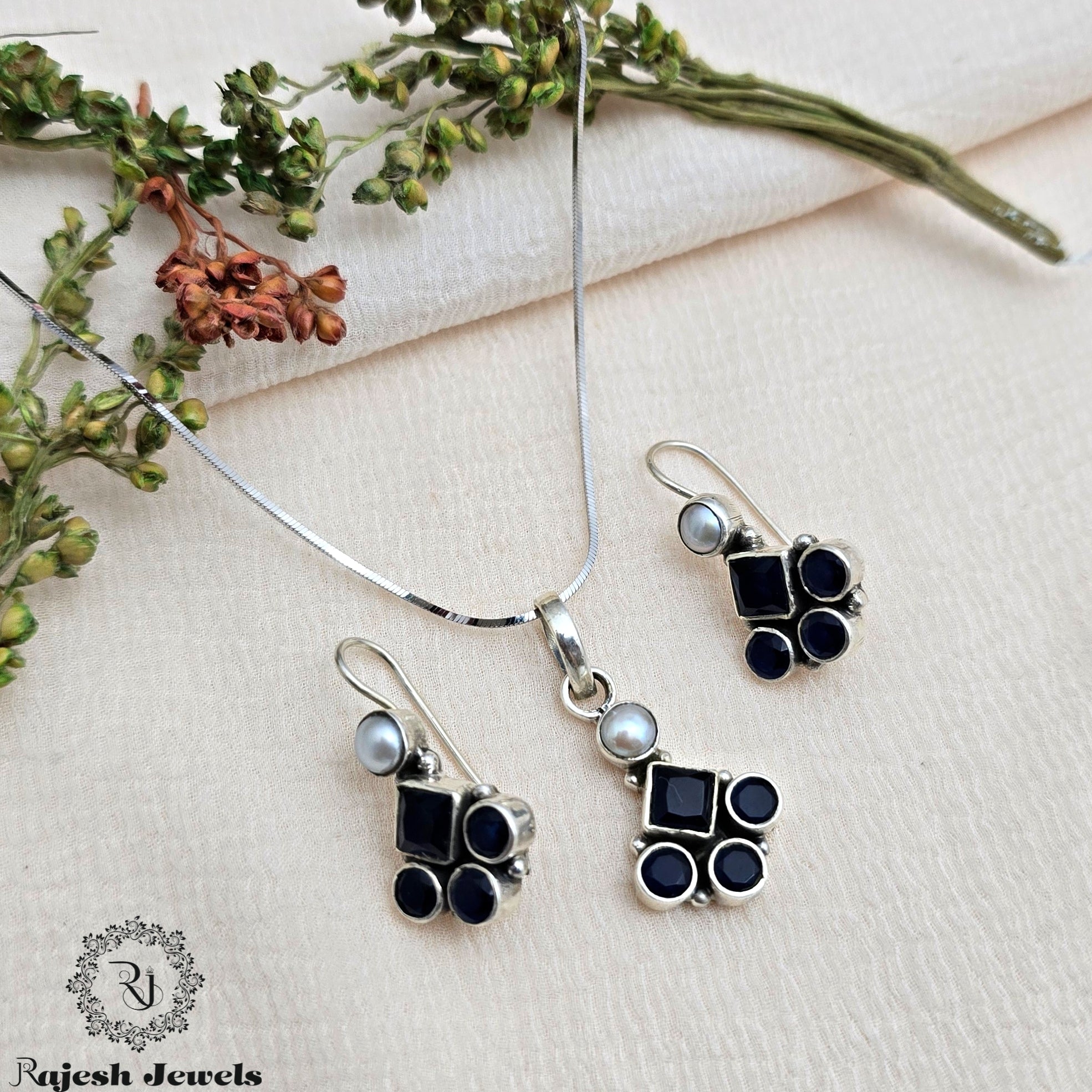 Royal Blue & Pearl Fusion Pendant Set