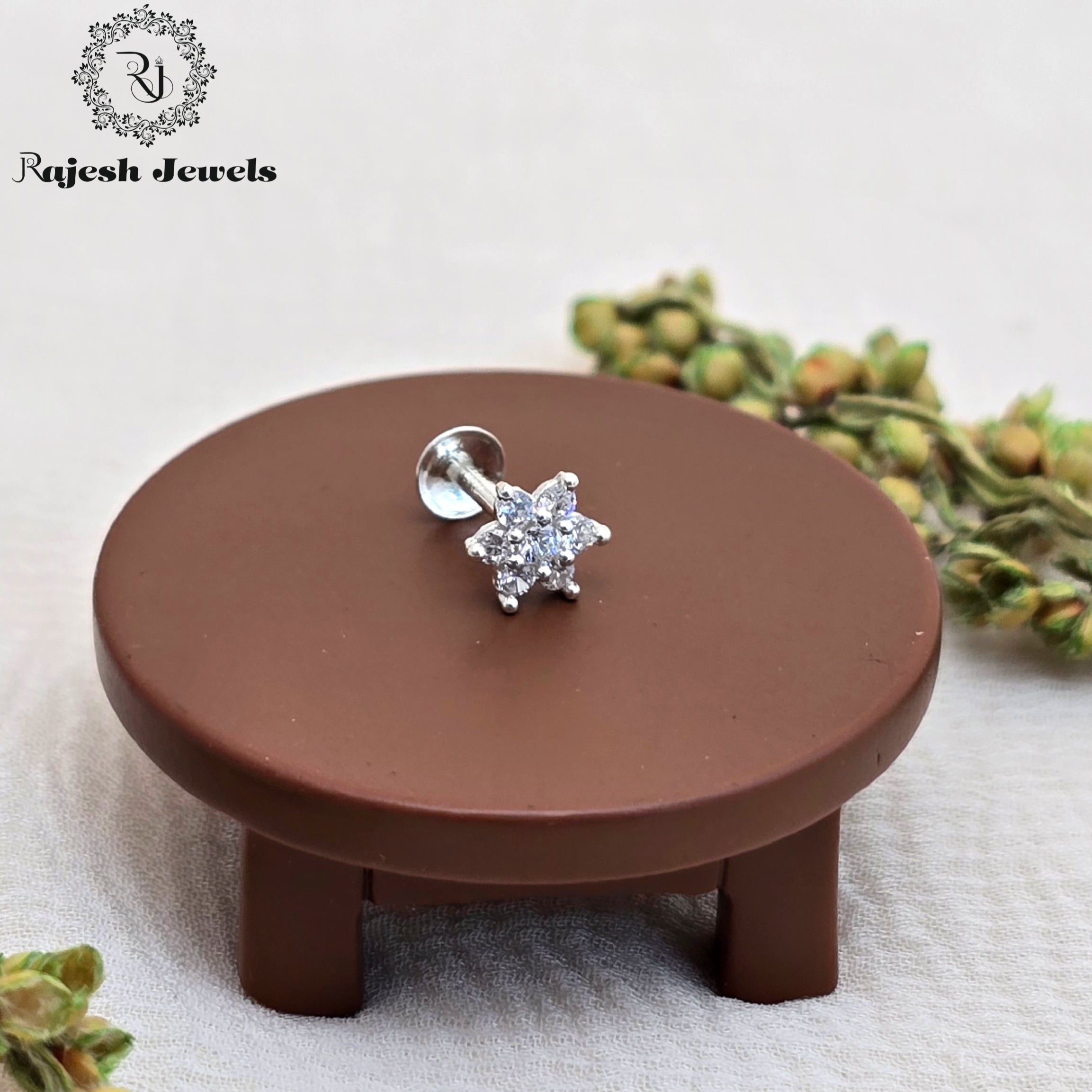 Shimmering Cz Silver Nosepin