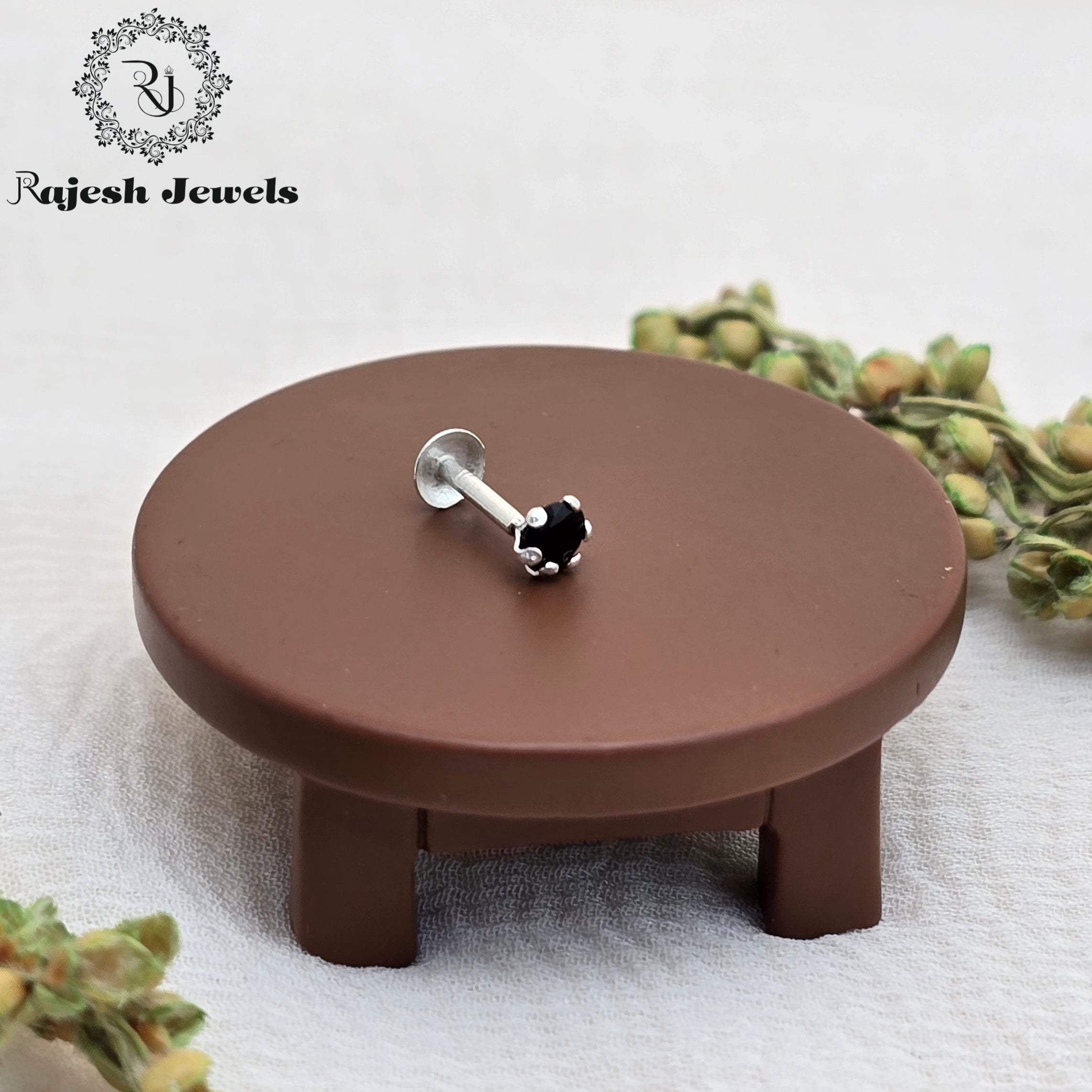 Single Stone Black Silver Nosepin