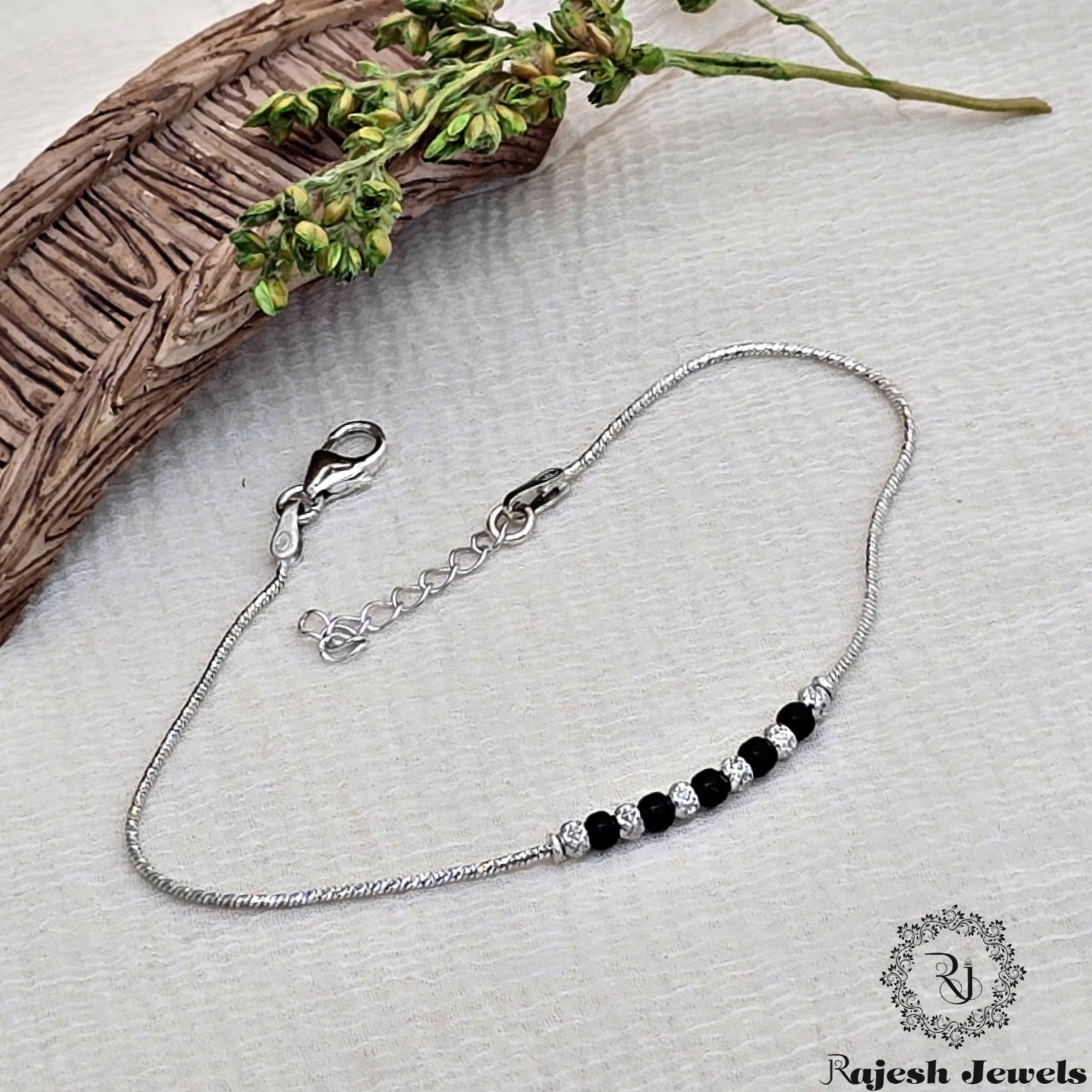 Simple Blackbeads Silver Ladies Bracelet