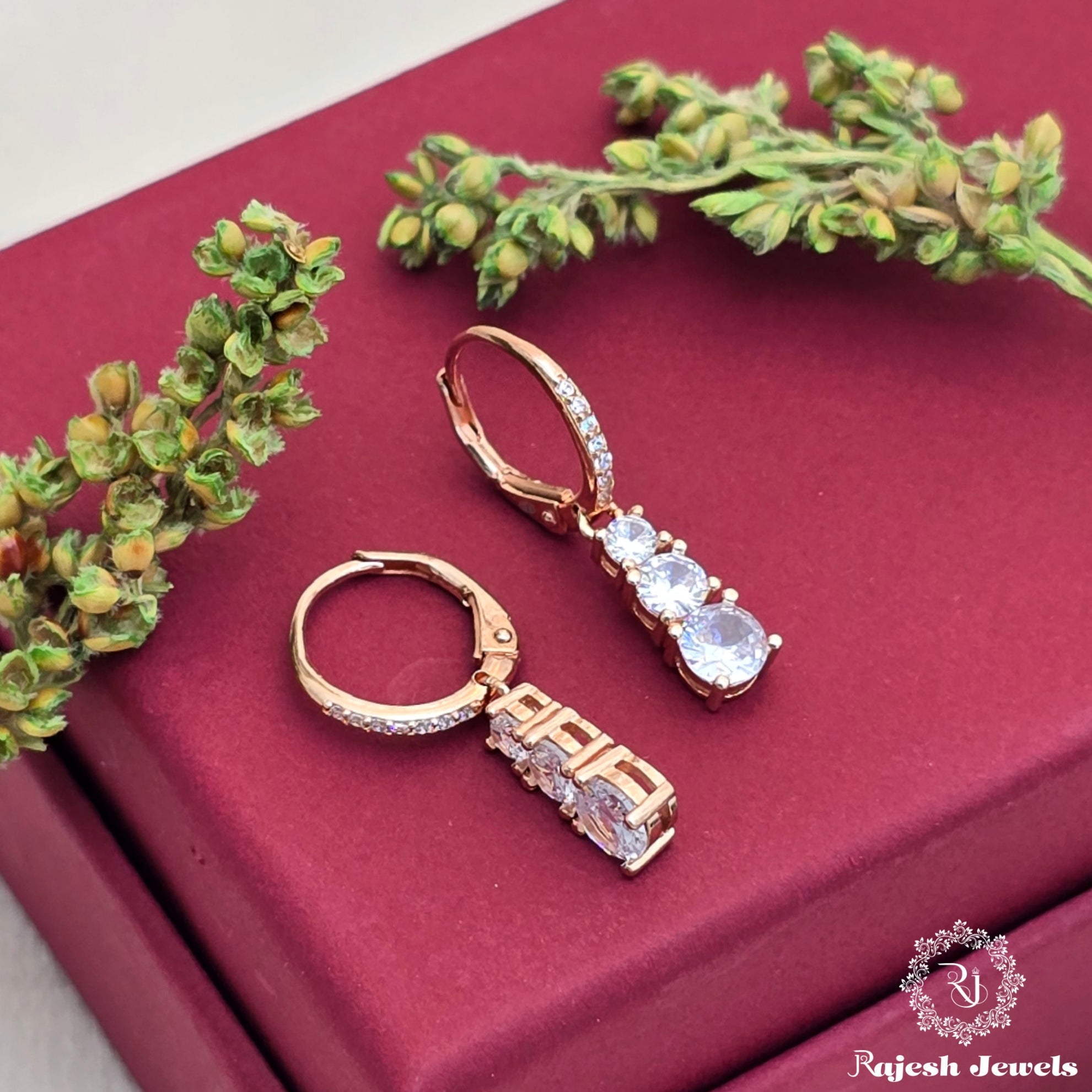 Sequent solitary Drop Bali Earrings