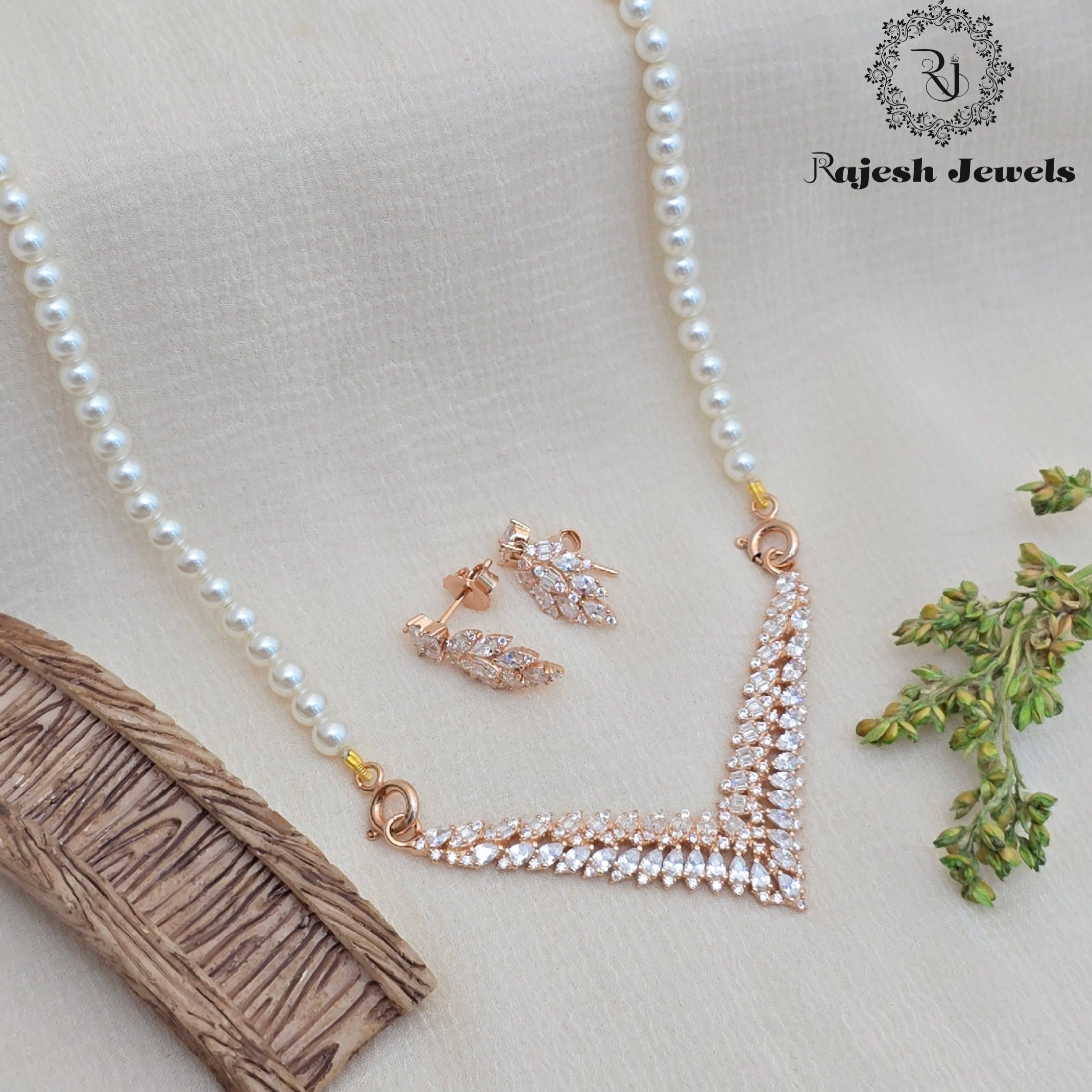 Stylish Cz Rosegold Neckpiece