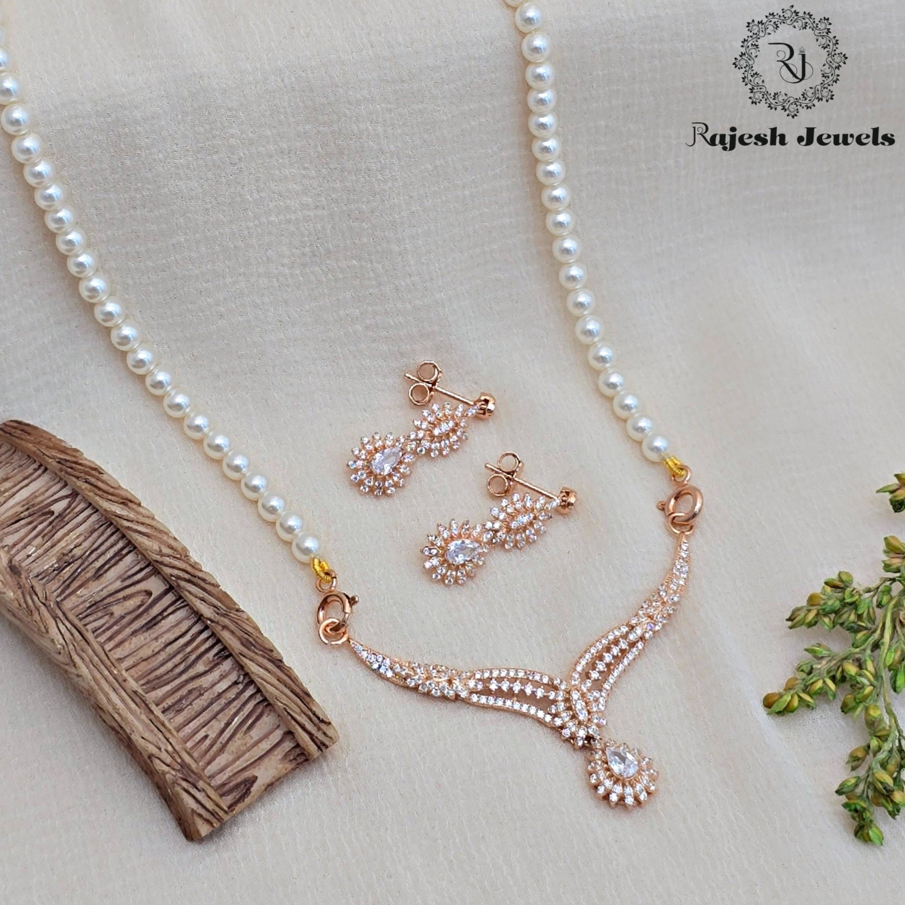 Glorified Cz Rosegold Pearl Neckpiece