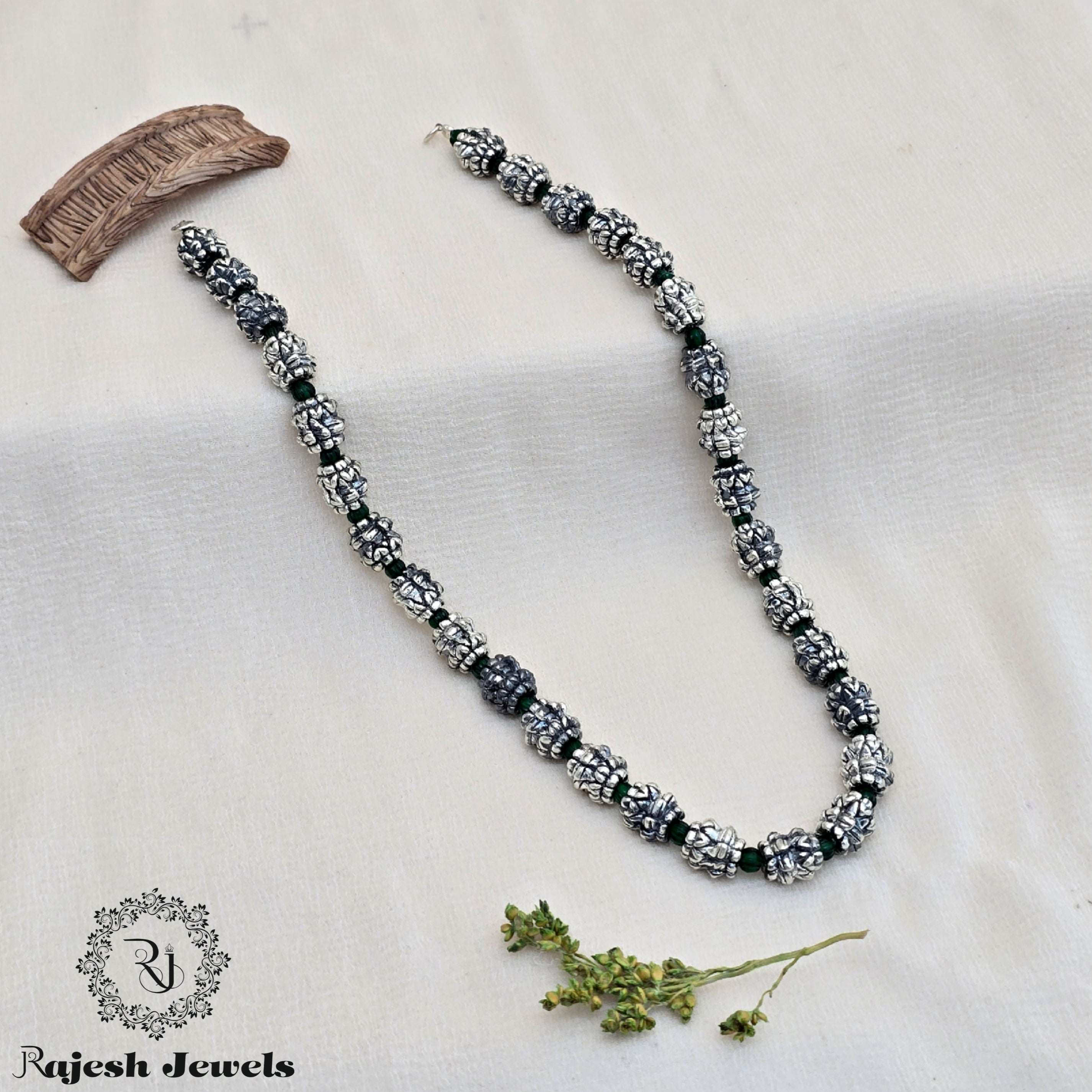Appealing Beads Silver Oxidised Neckpiece