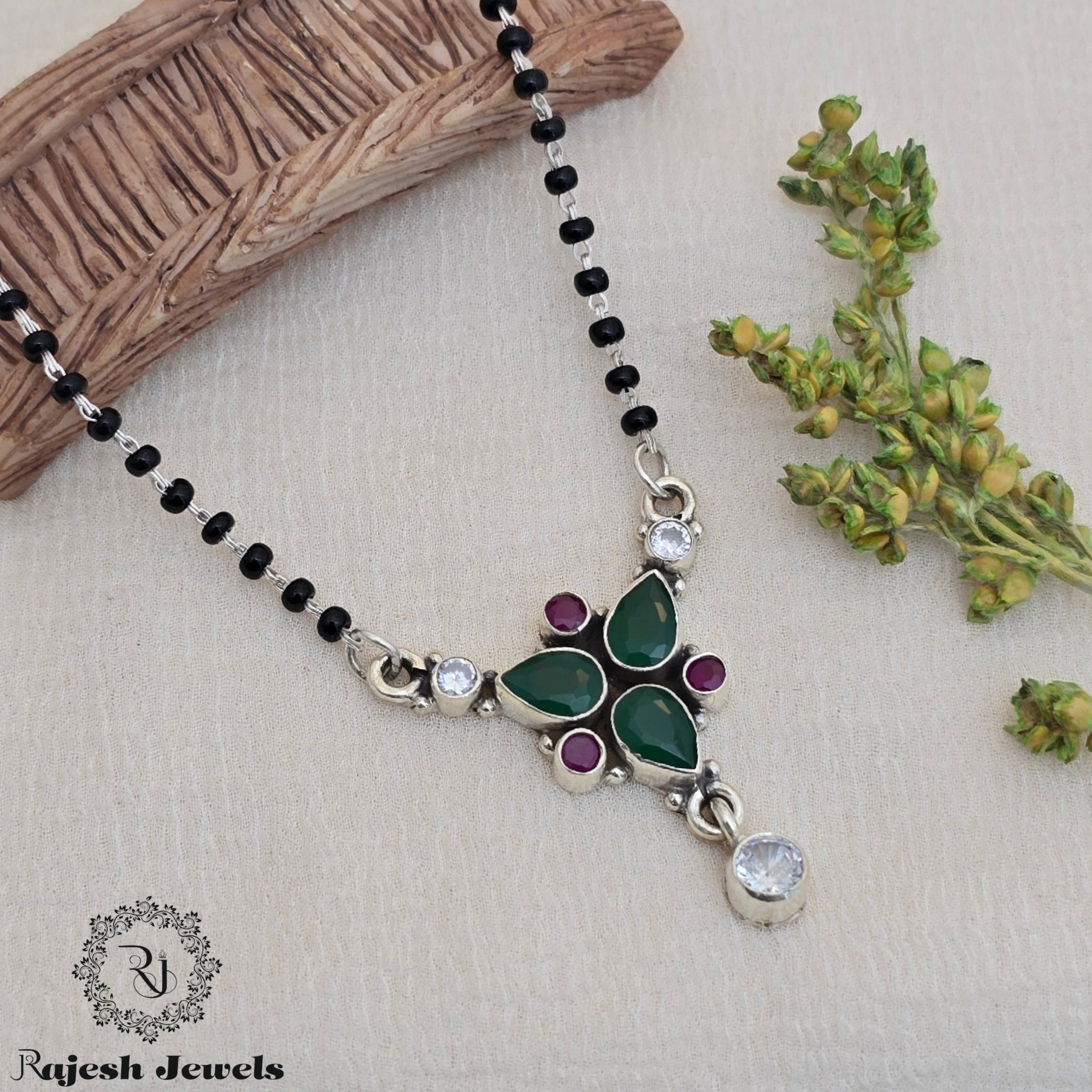 Grateful Green Cutstone Mangalsutra