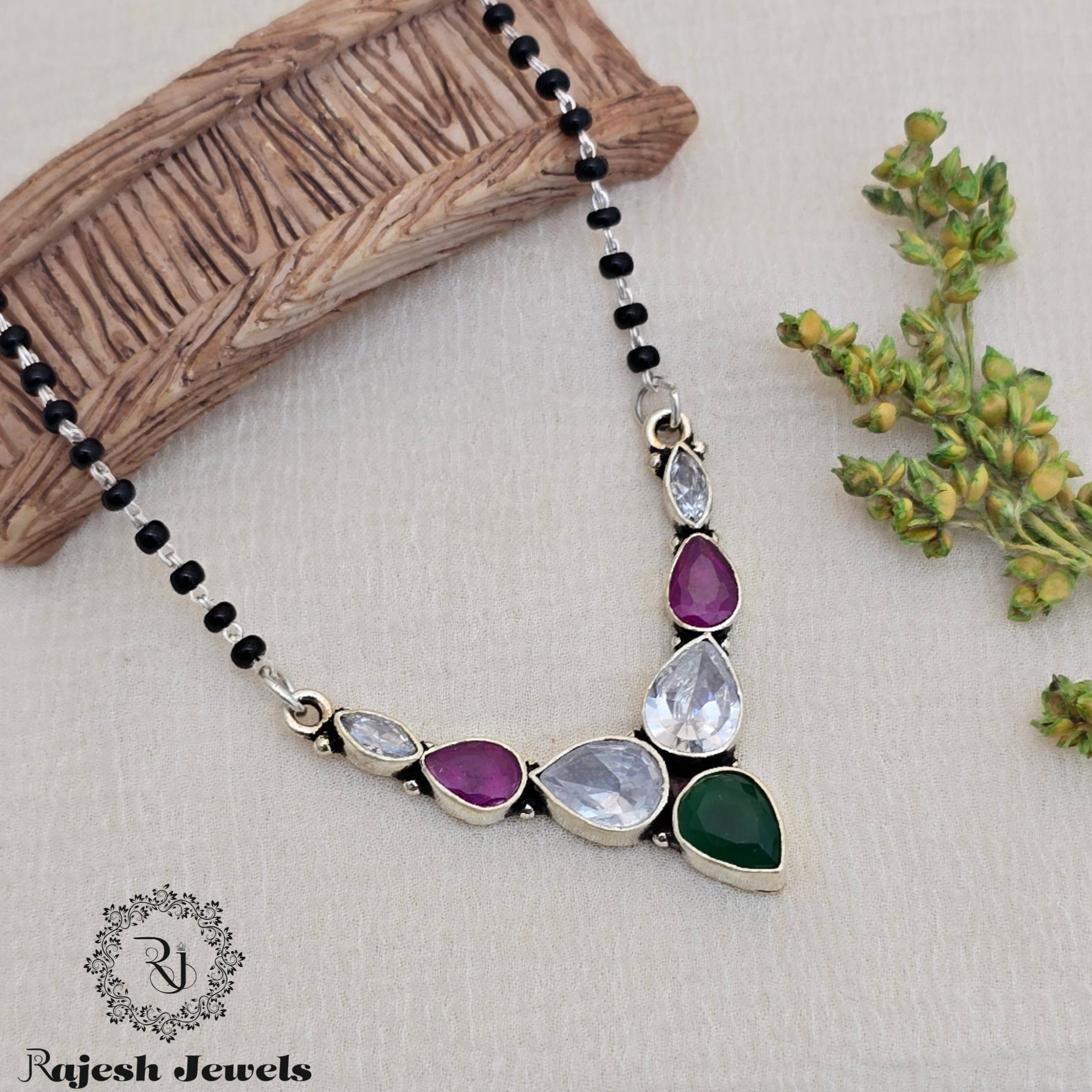 Alluring Silver Cutstone Mangalsutra