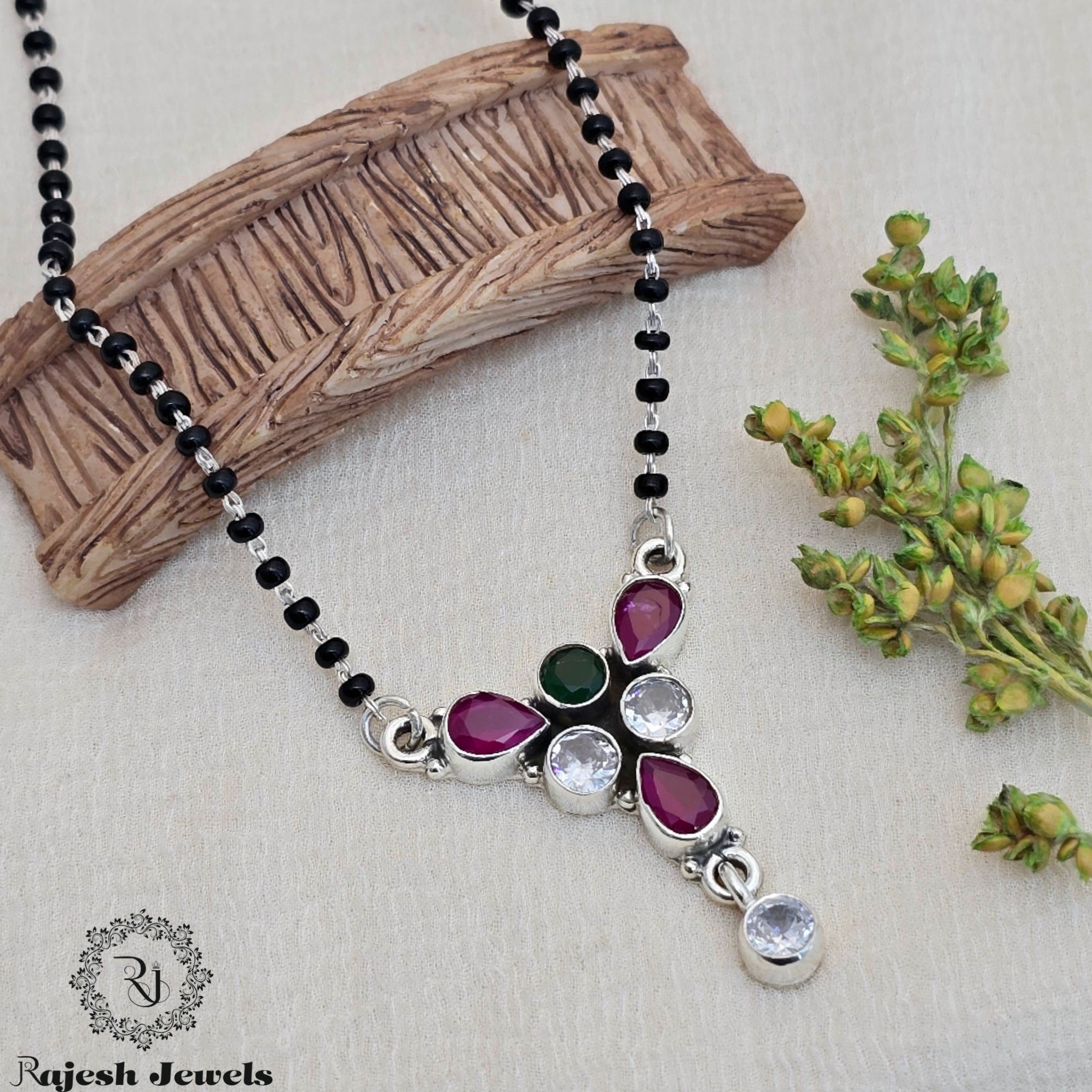 Captivating Silver Cutstone Mangalsutra