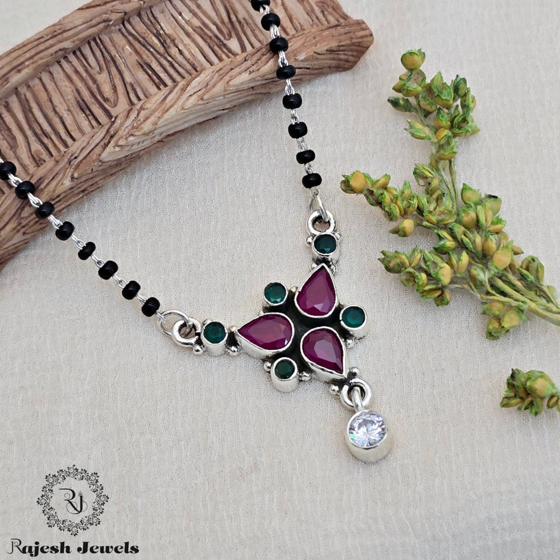 Electrifying Silver Cutstone Mangalsutra
