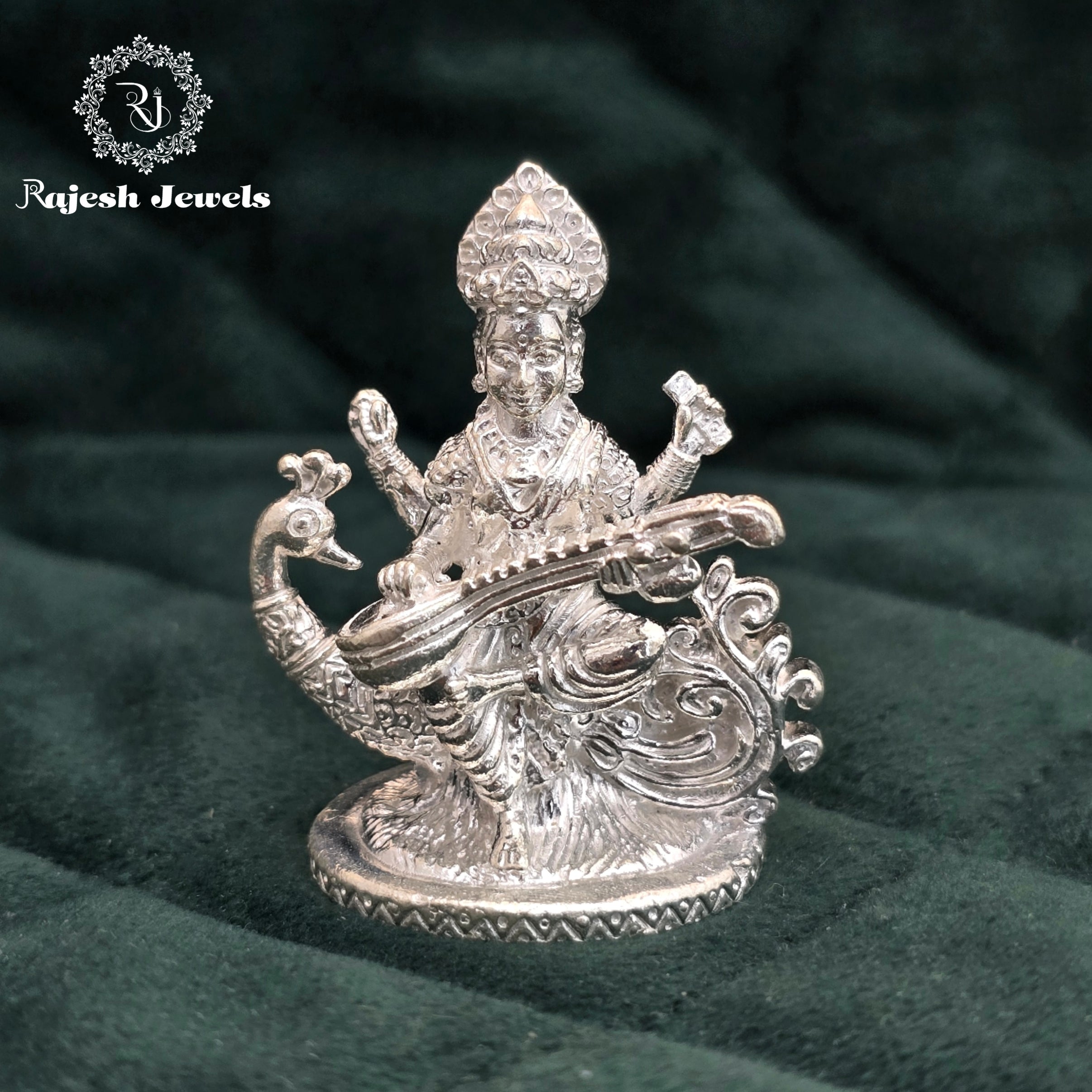 3D Saraswati Maathe Solid Idol