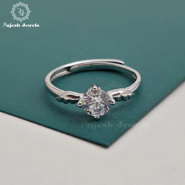 Classy Solitaire Finger Rings