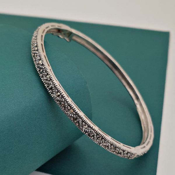 Sleek Marcasite Hand Kada