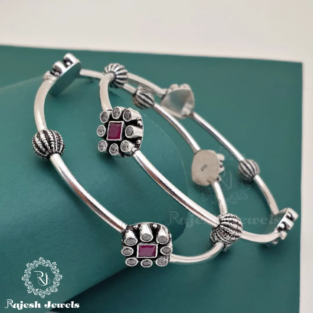 Excellent Cutstone Bangle
