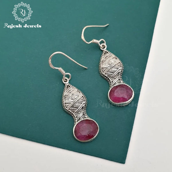 Attractive Cutstone Earrings