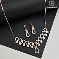 Fascinating Rosegold Neckpiece