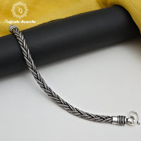 Wonderful Oxidised Men's Bracelet