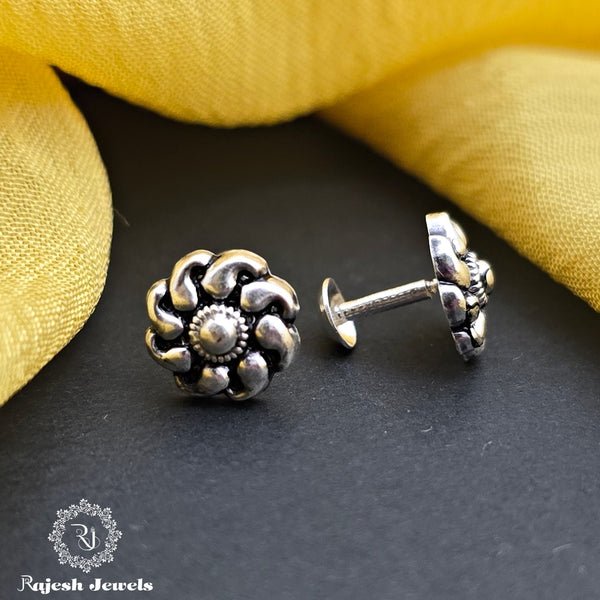 Blossomy Floral South Screw 2nd Studs