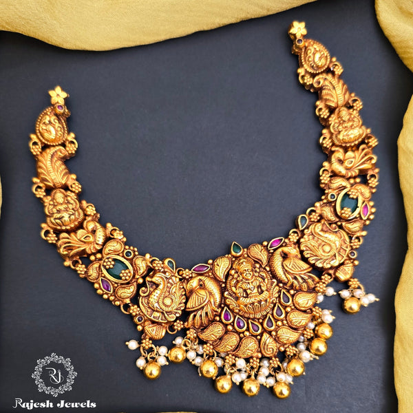 Alluring Artistic Gold Plated Neckpiece