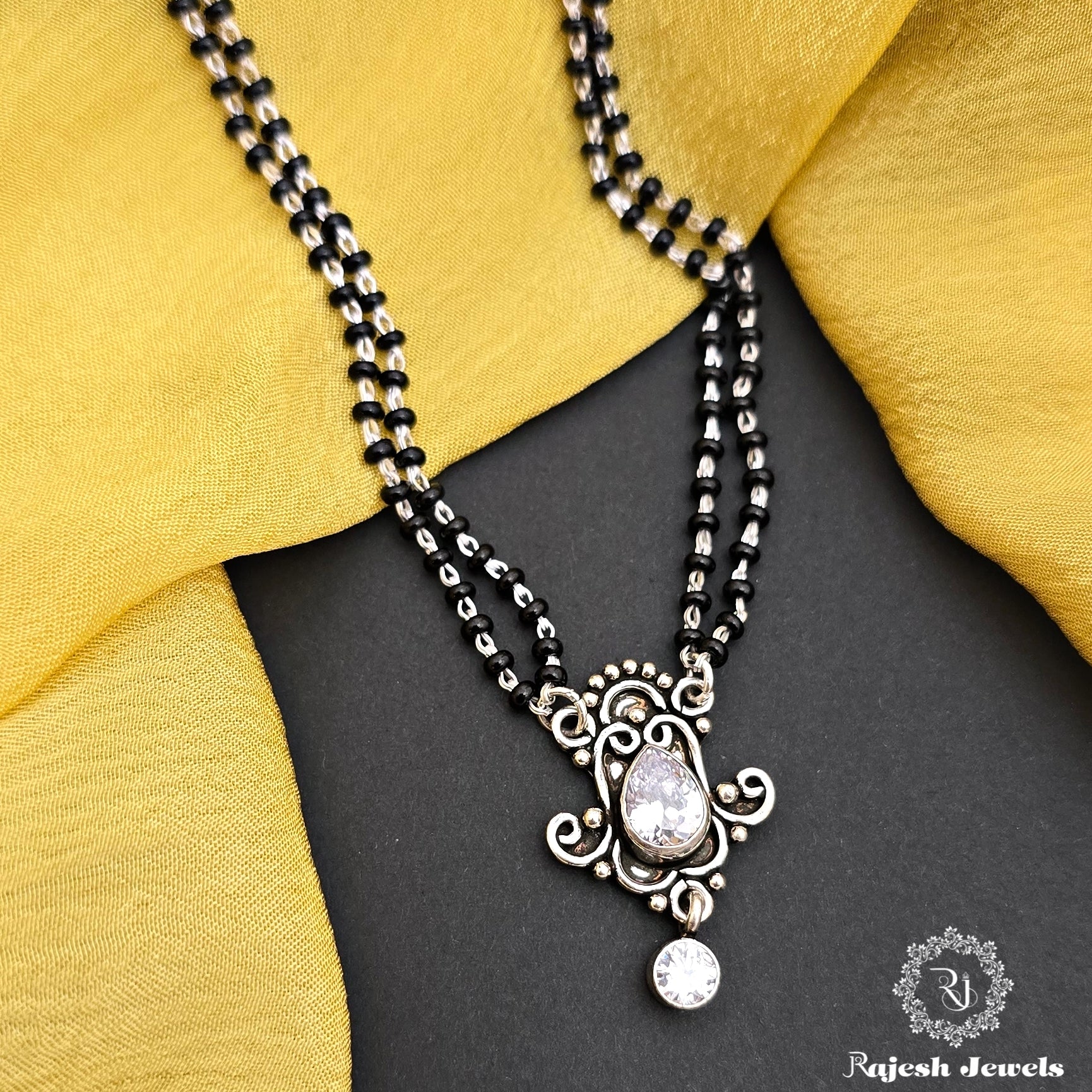Fascinating Cutstone Mangalsutra