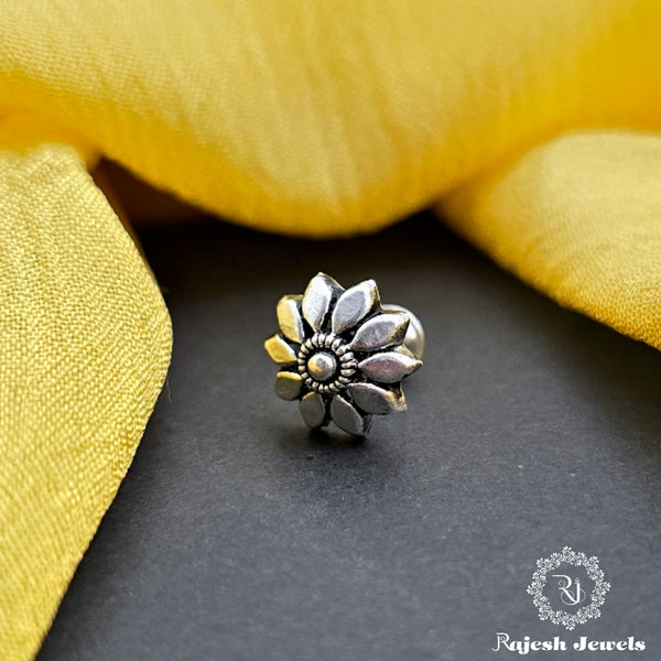 Charming Floral South Screw Nose Pin