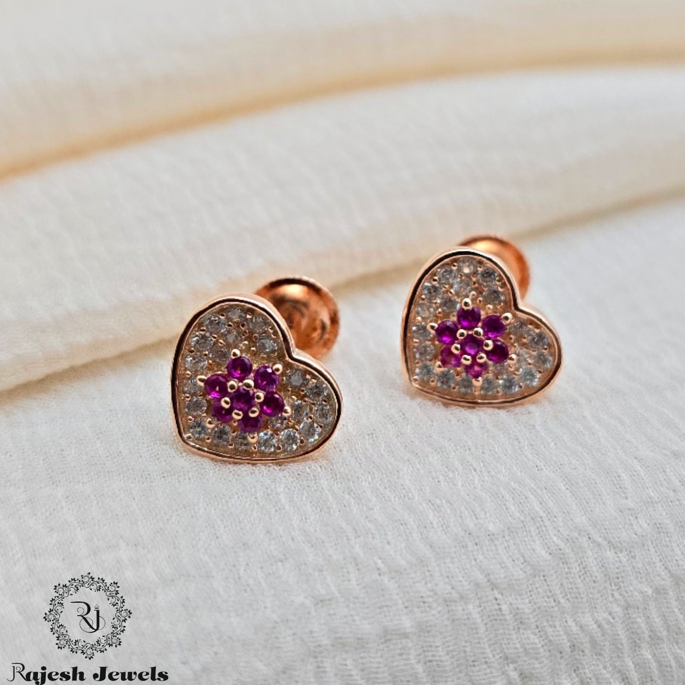 Lovely Heart Cz South Screw Studs
