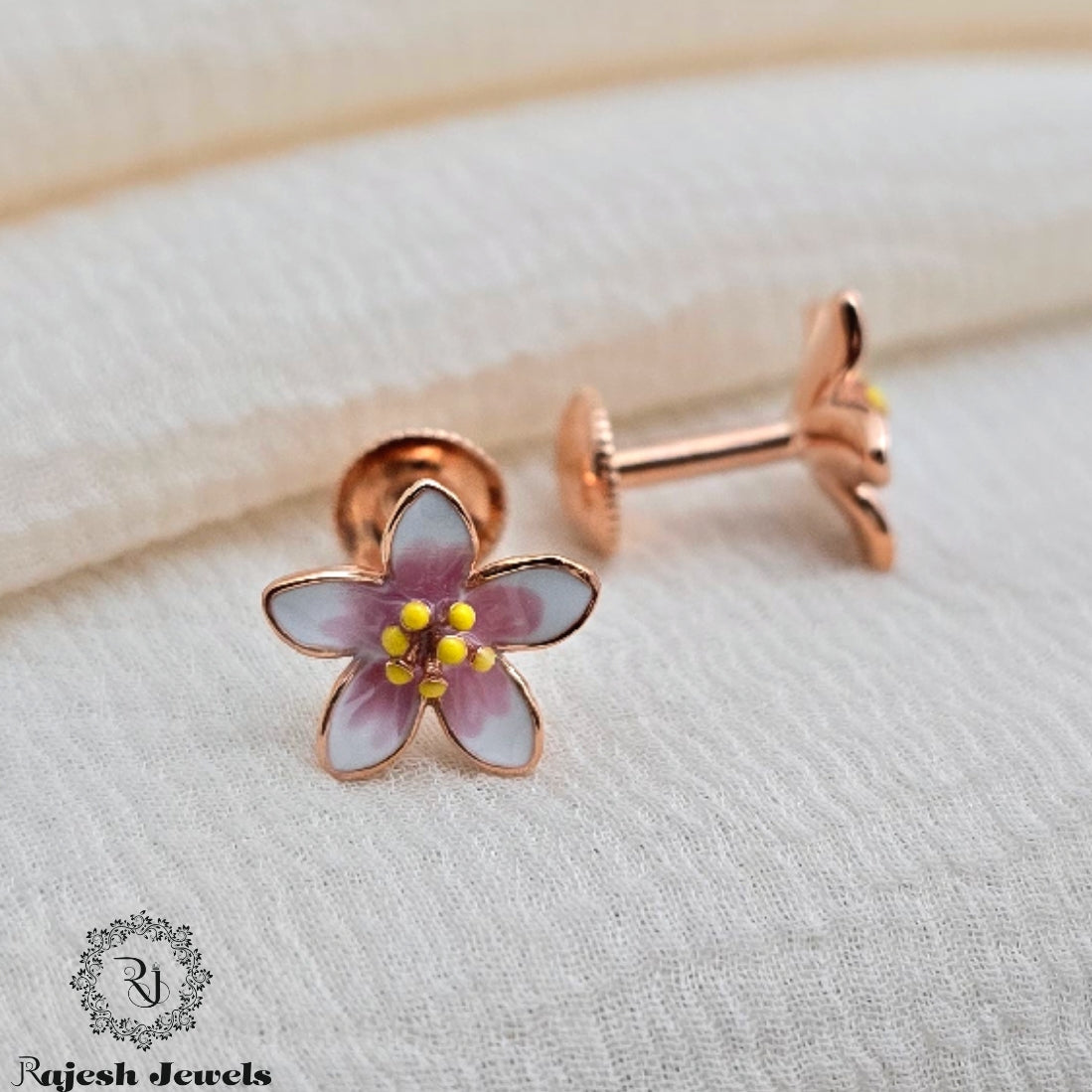 Blossomy Cz South Screw Stud Earrings