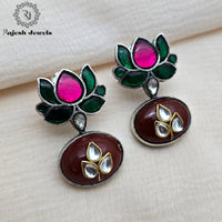 Alluring Kundan Oxidised Earrings