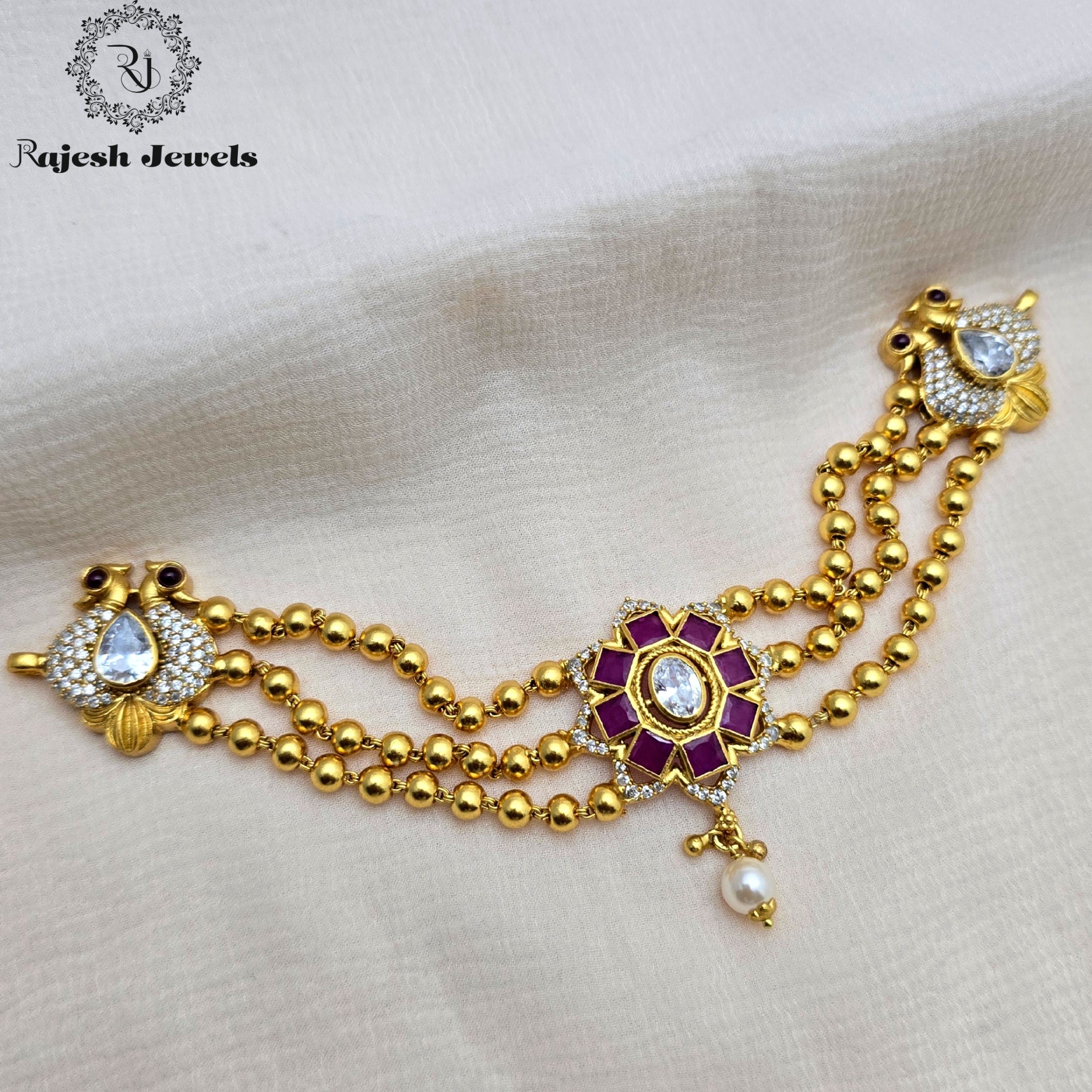 Enchanting Kemp Choker Neckpiece