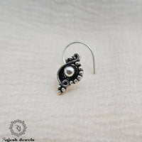 Charming Oxidised Nose Pin