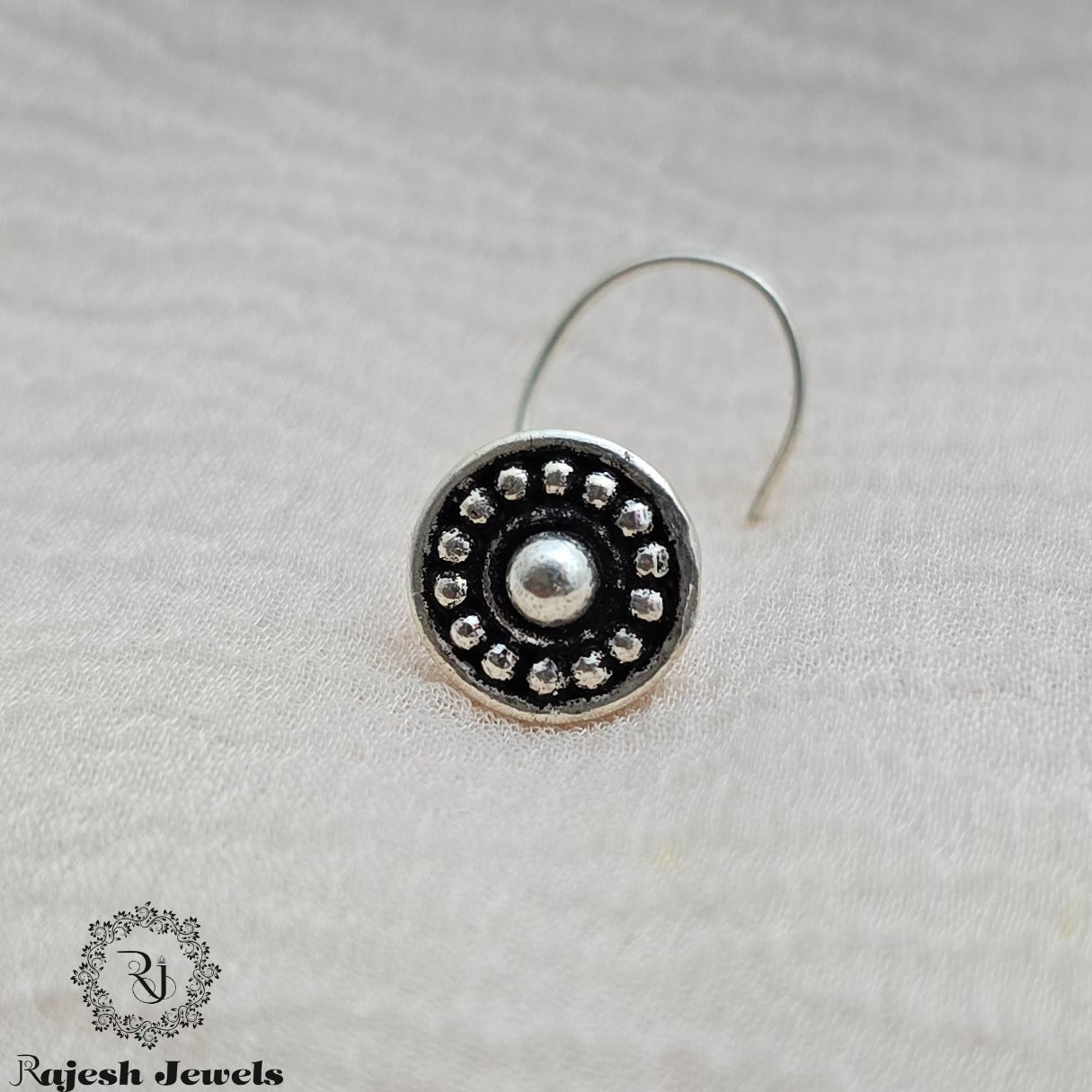 Classic Round Oxidised Nose Pin