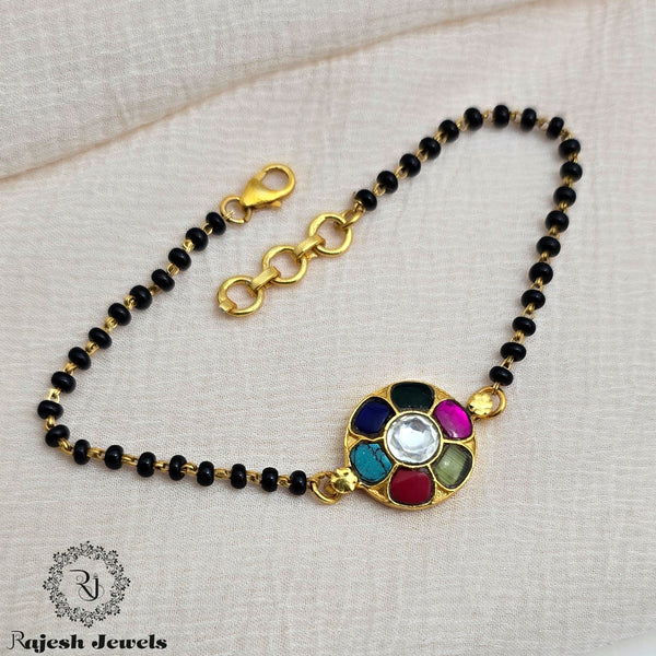 Navrathan Kundan Hand Mangalsutra