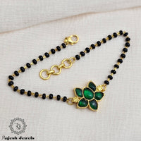 Graceful Kundan Hand Mangalsutra