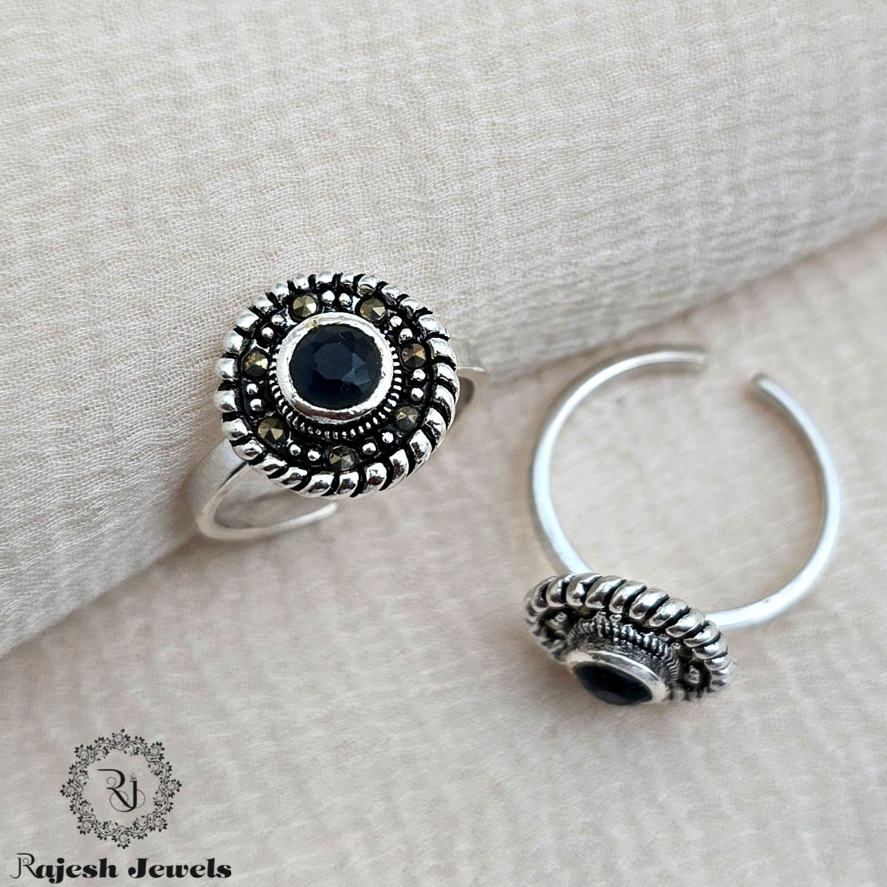 Wonderful Round Marcasite Toerings