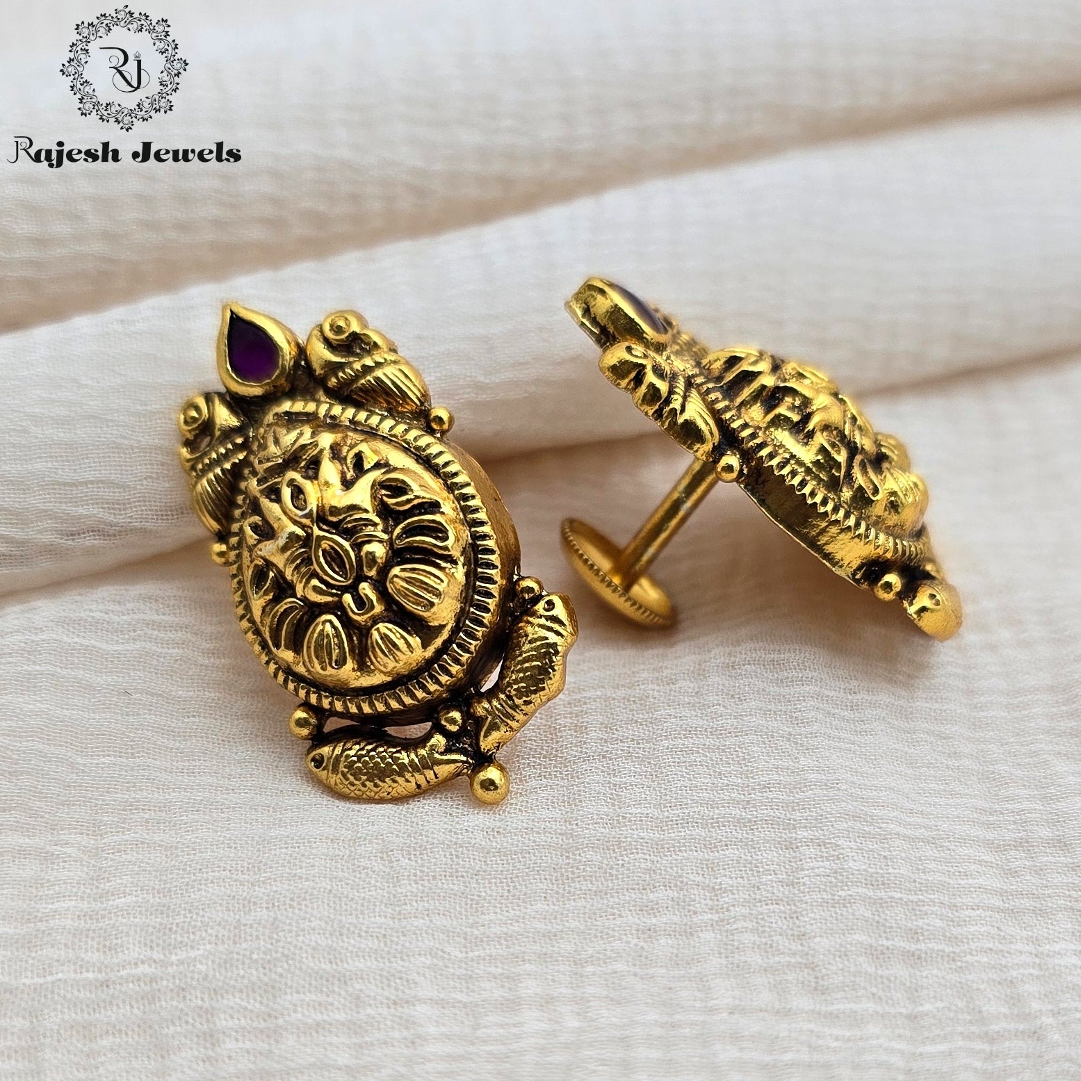 Glorified Gold Plated South Screw Studs