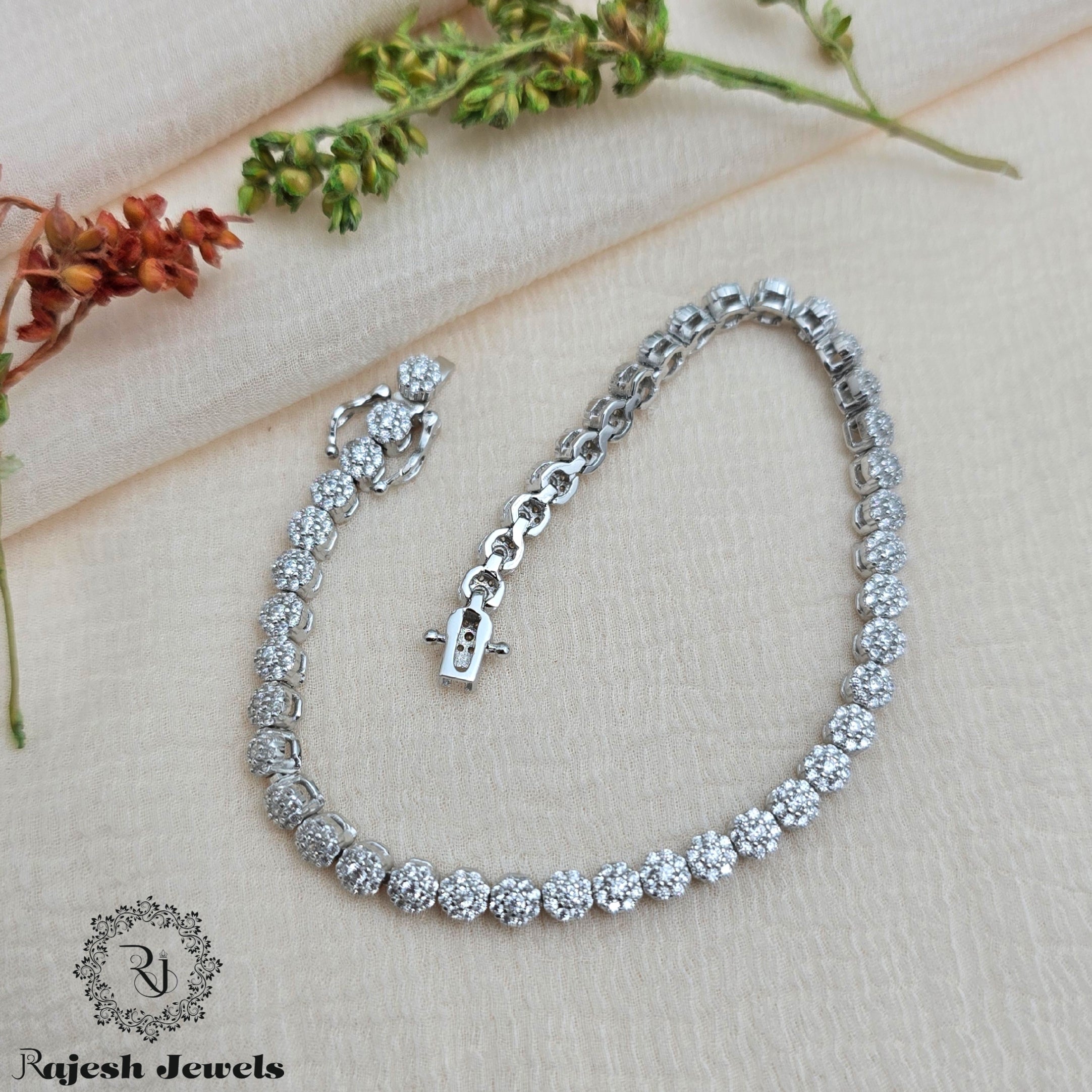 Glittering Cz Tennis Bracelet