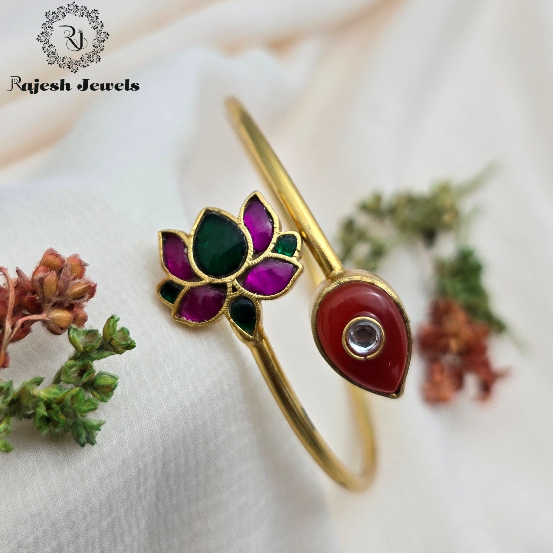 Lotus Kundan Stone Hand Kada