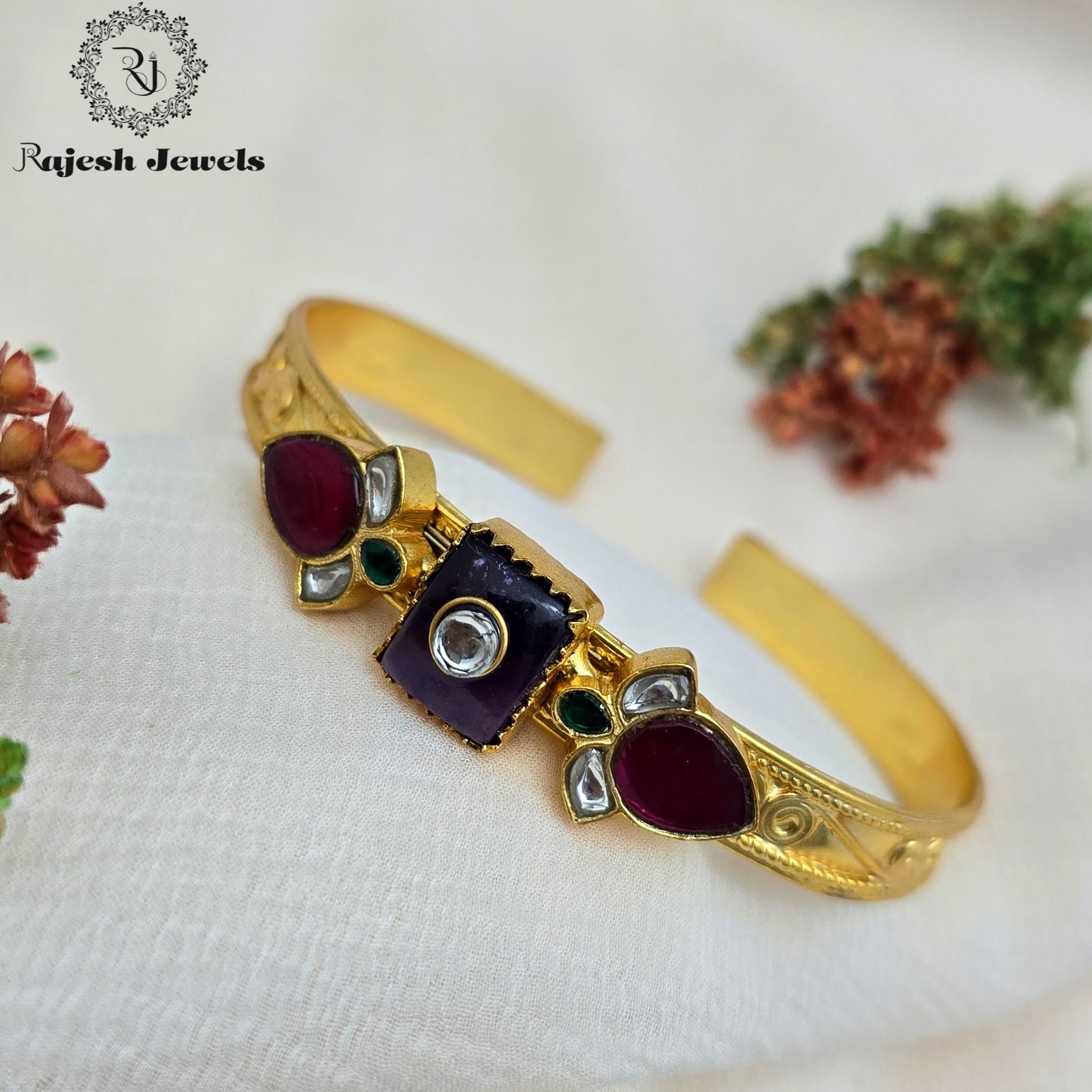 Fabulous Motifs Kundan Cuff Kada