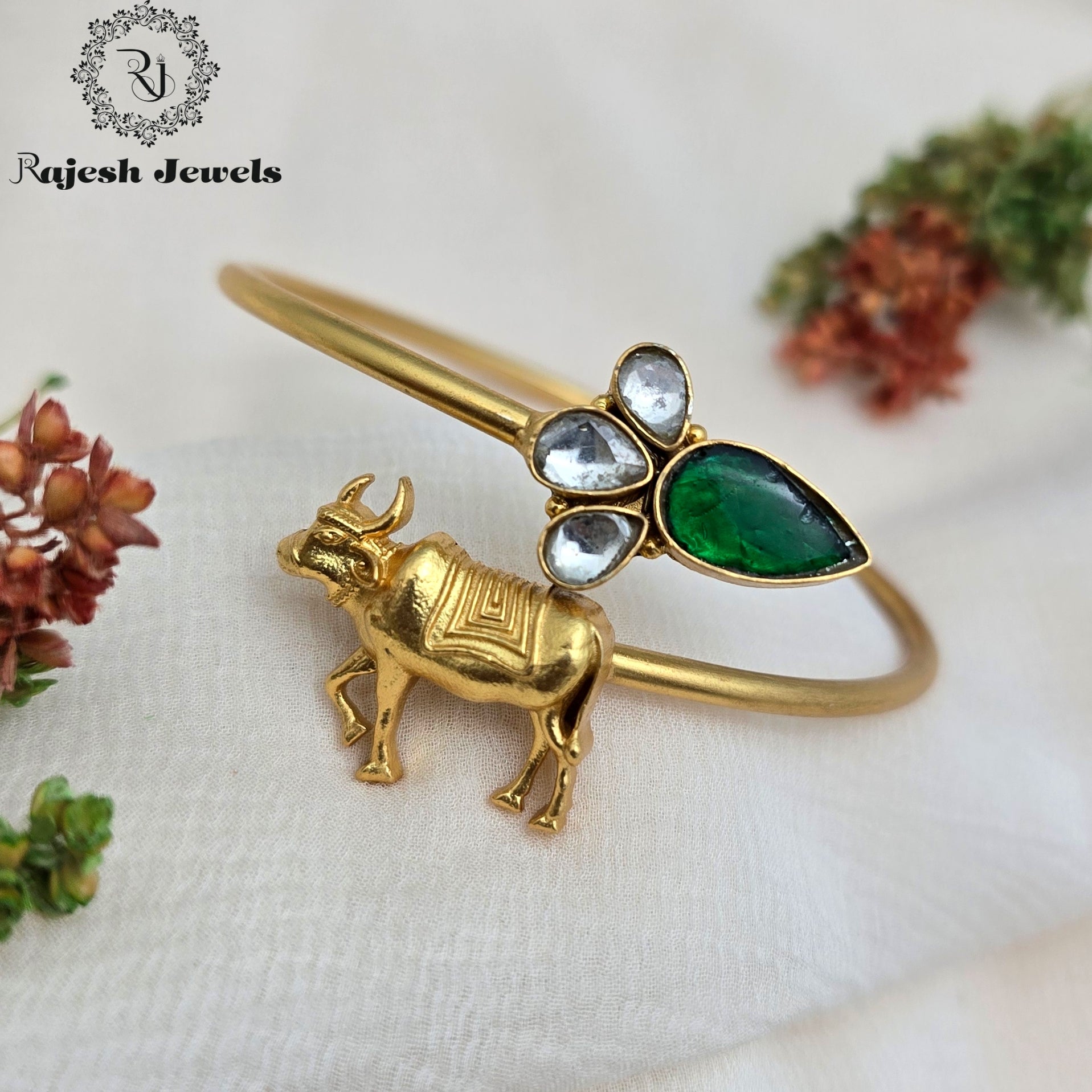 Graceful Cow Kundan Hand Kada