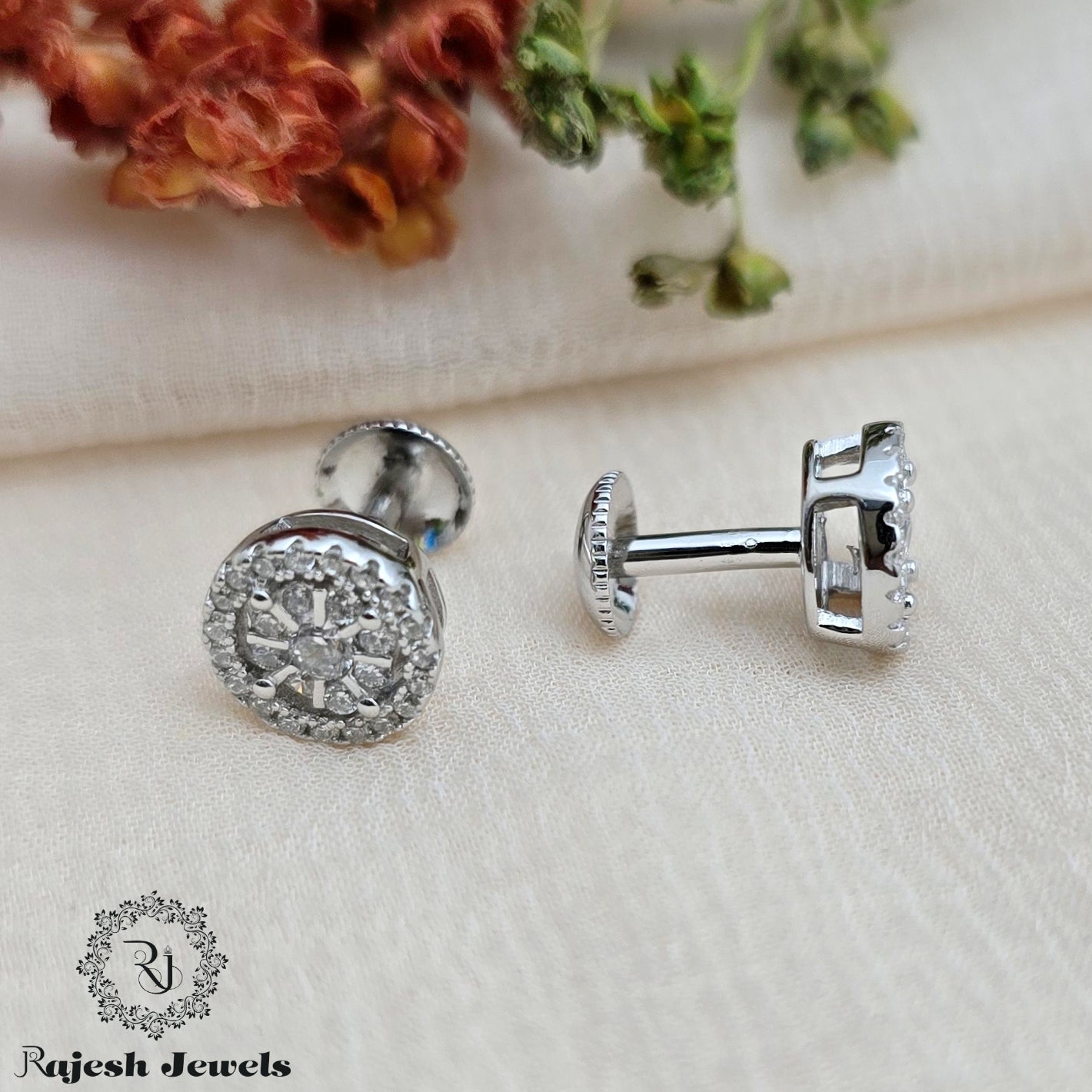Classic Round Cz South Screw Studs