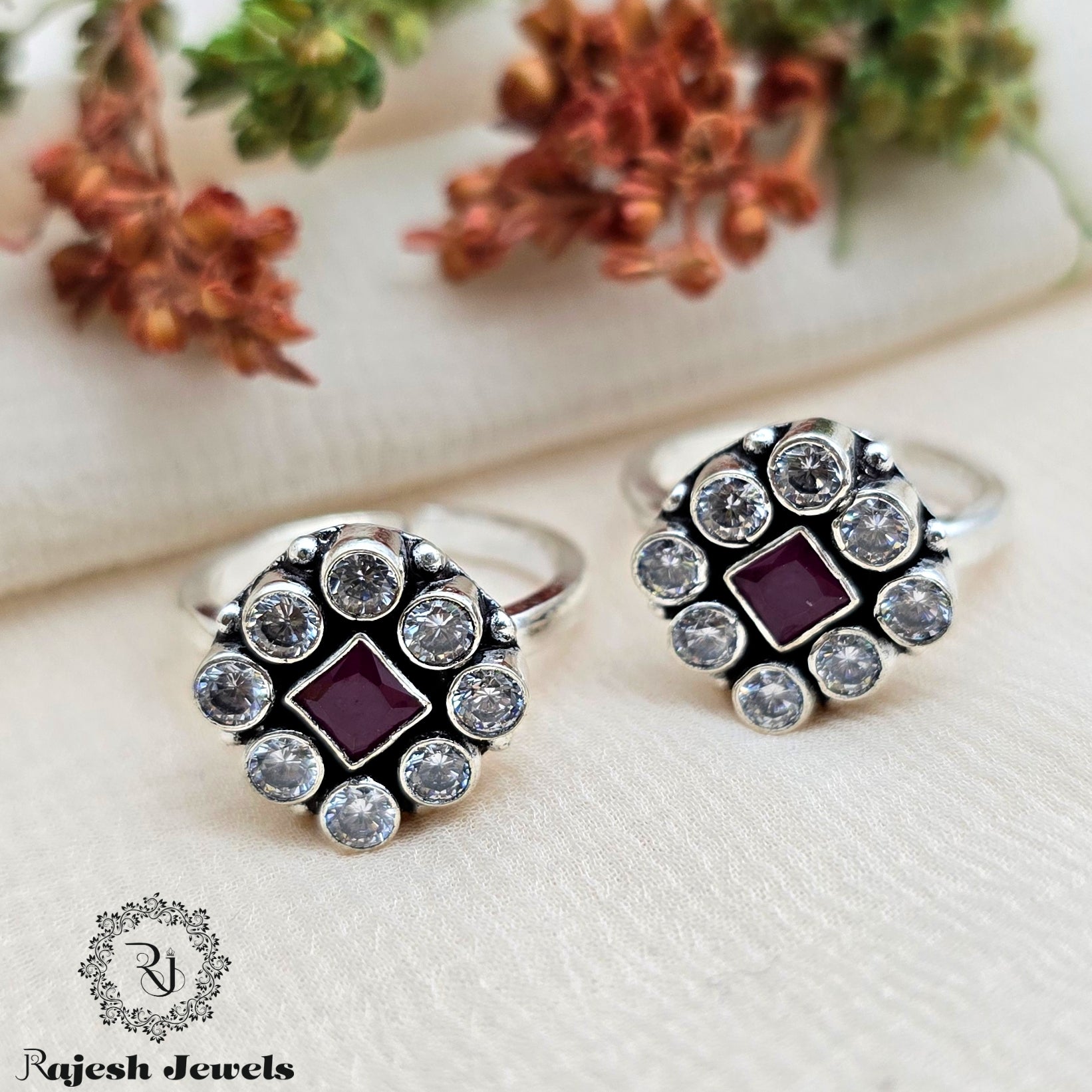 Radiant Red Cutstone Daily Wear Toerings