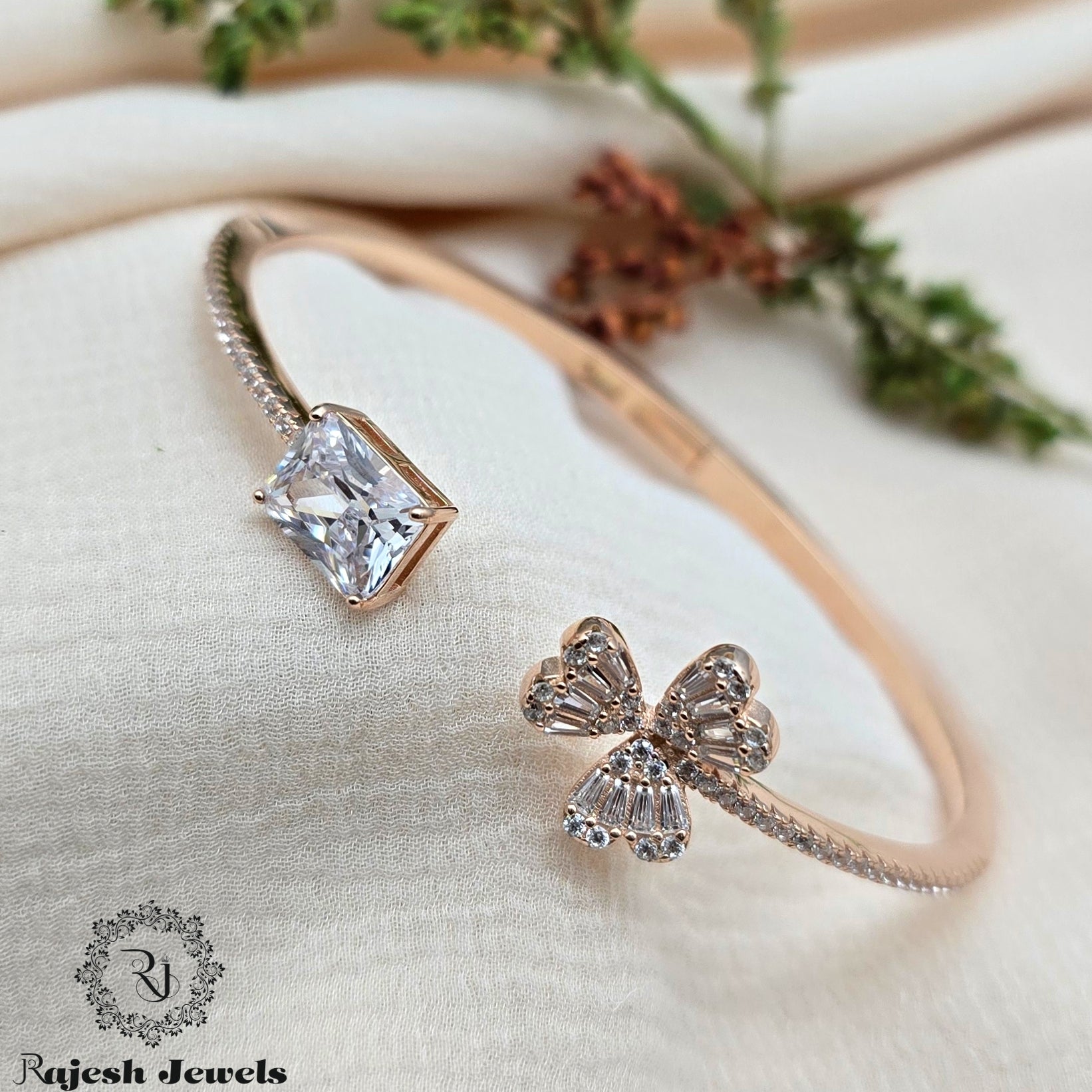 Fabulent Floral Cz Rosegold Hand Kada