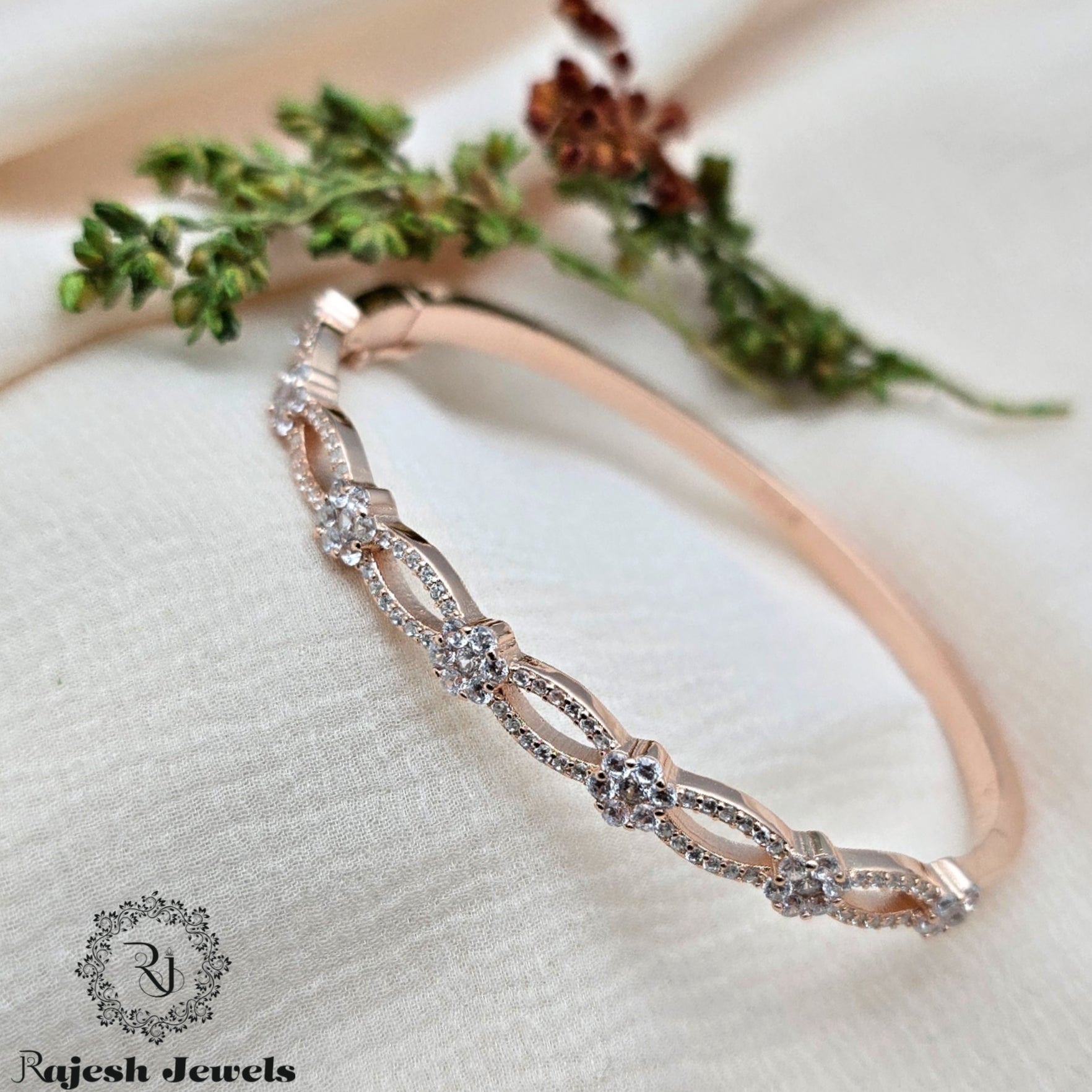 Fabulous Cz Rosegold Hand Kada