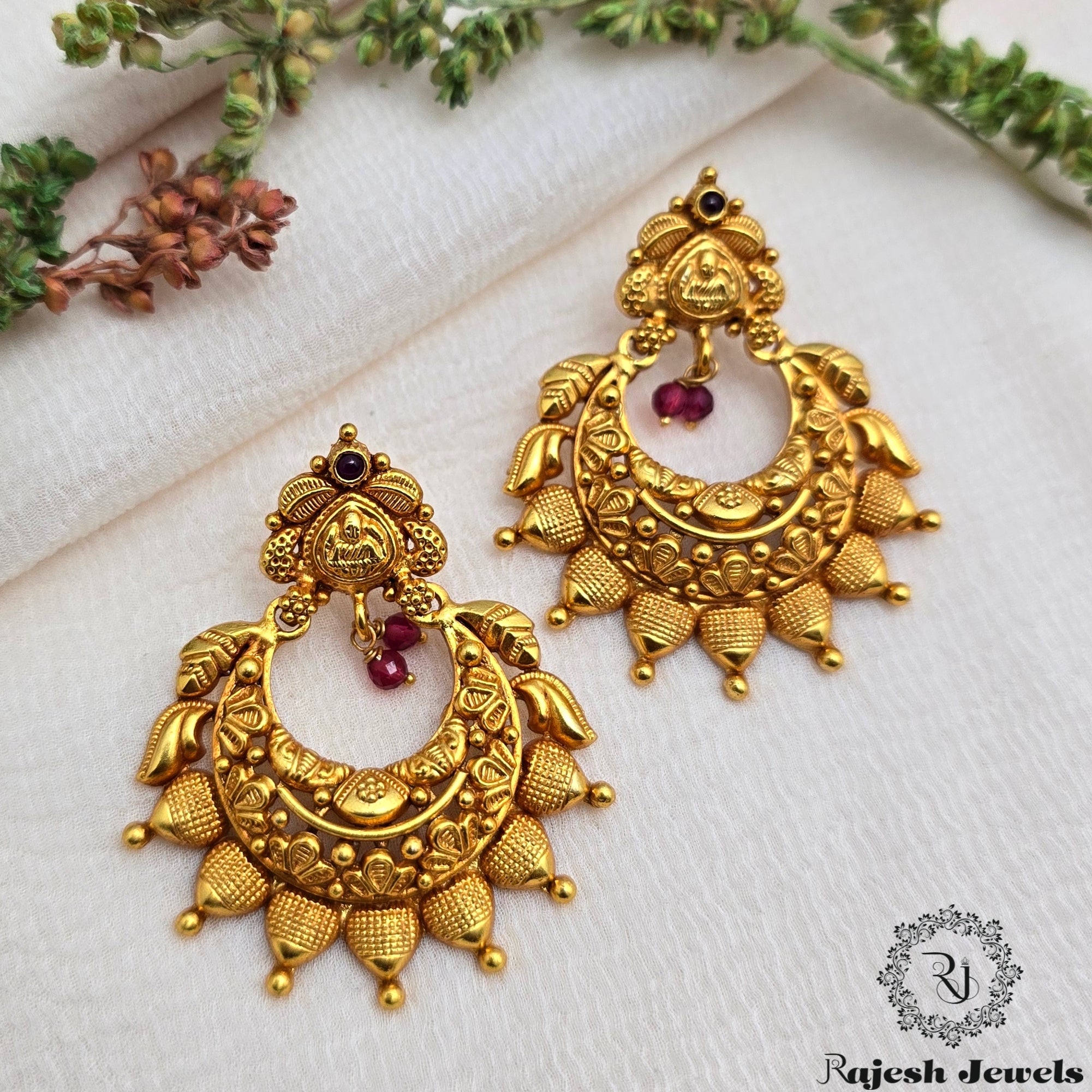 Enchanting Traditional Chandbali Earrings