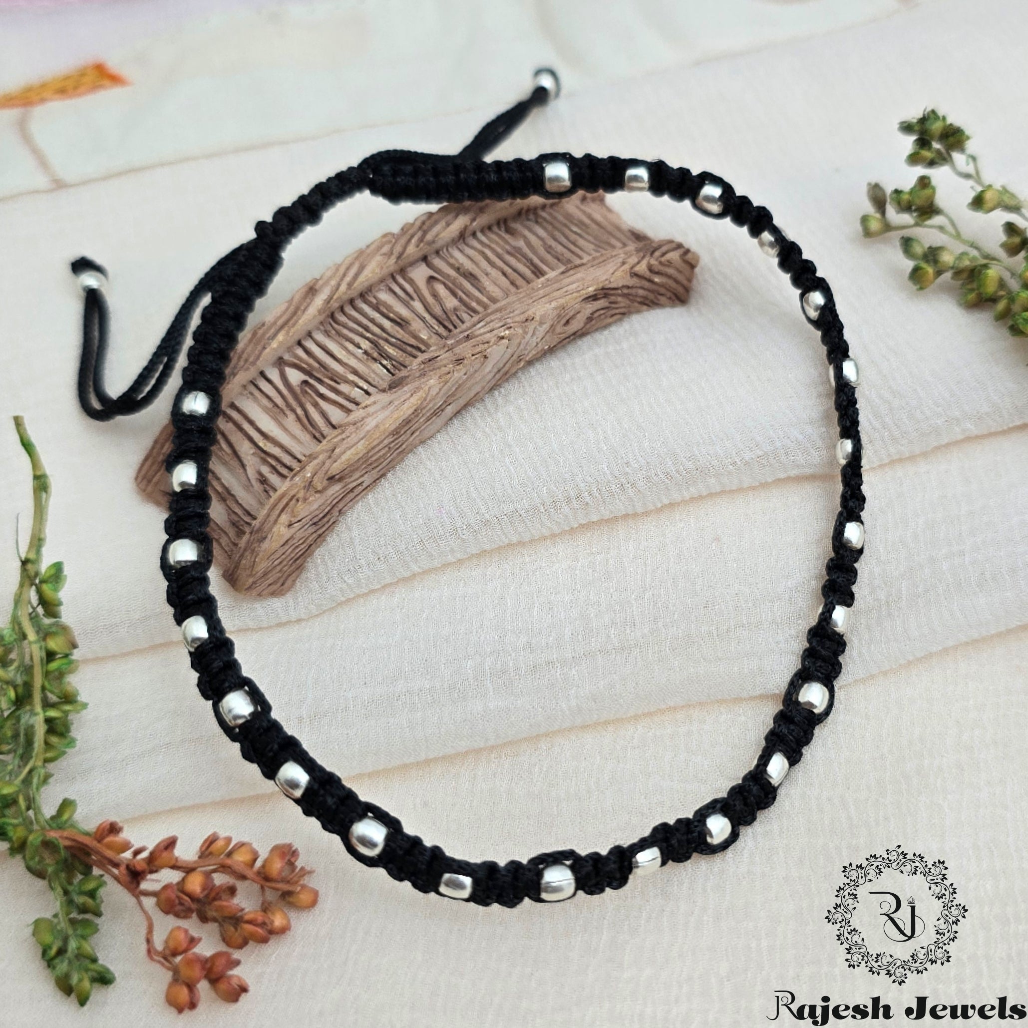 Pleasing Balled Nazariya Anklet