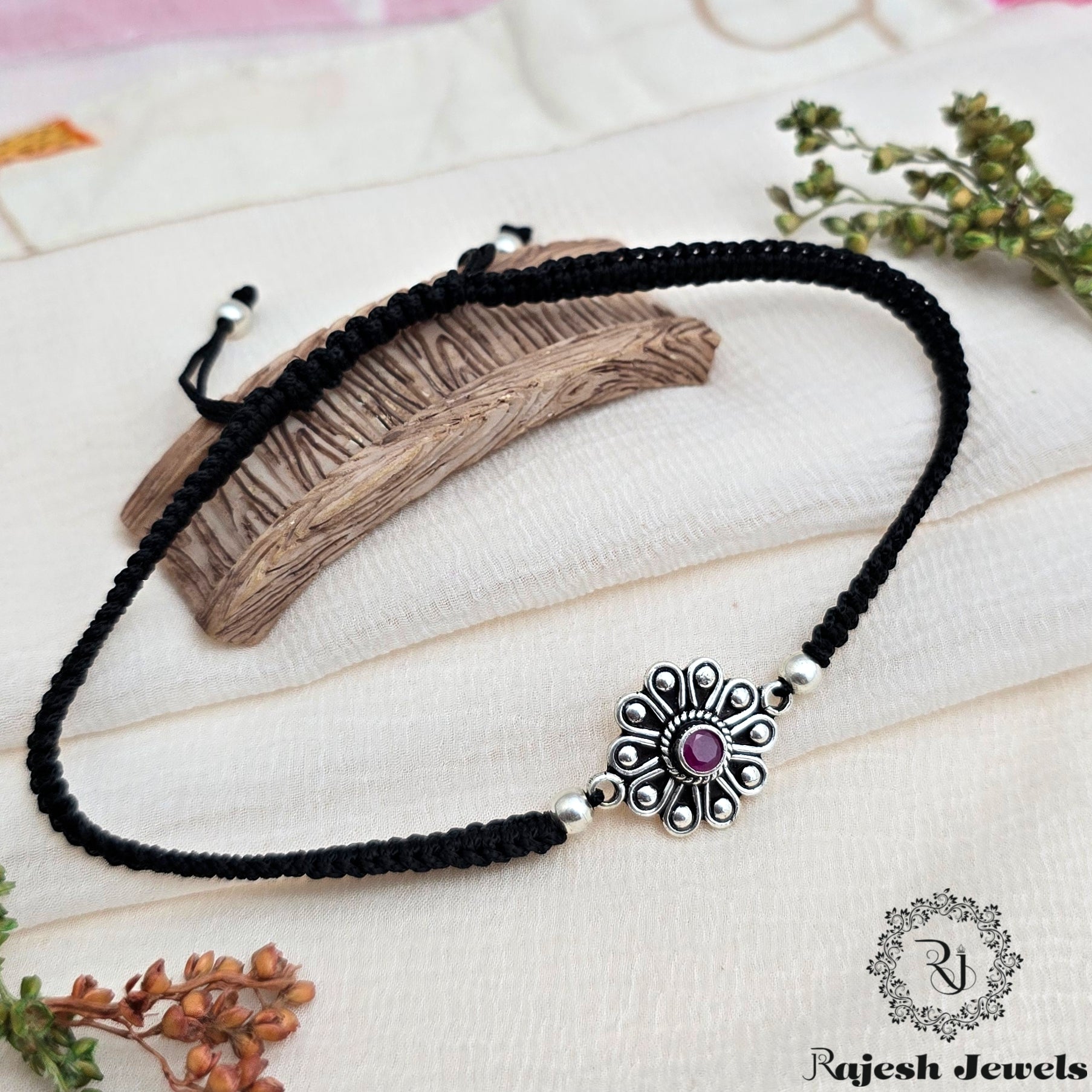 Enchanting Cutstone Nazariya Anklet