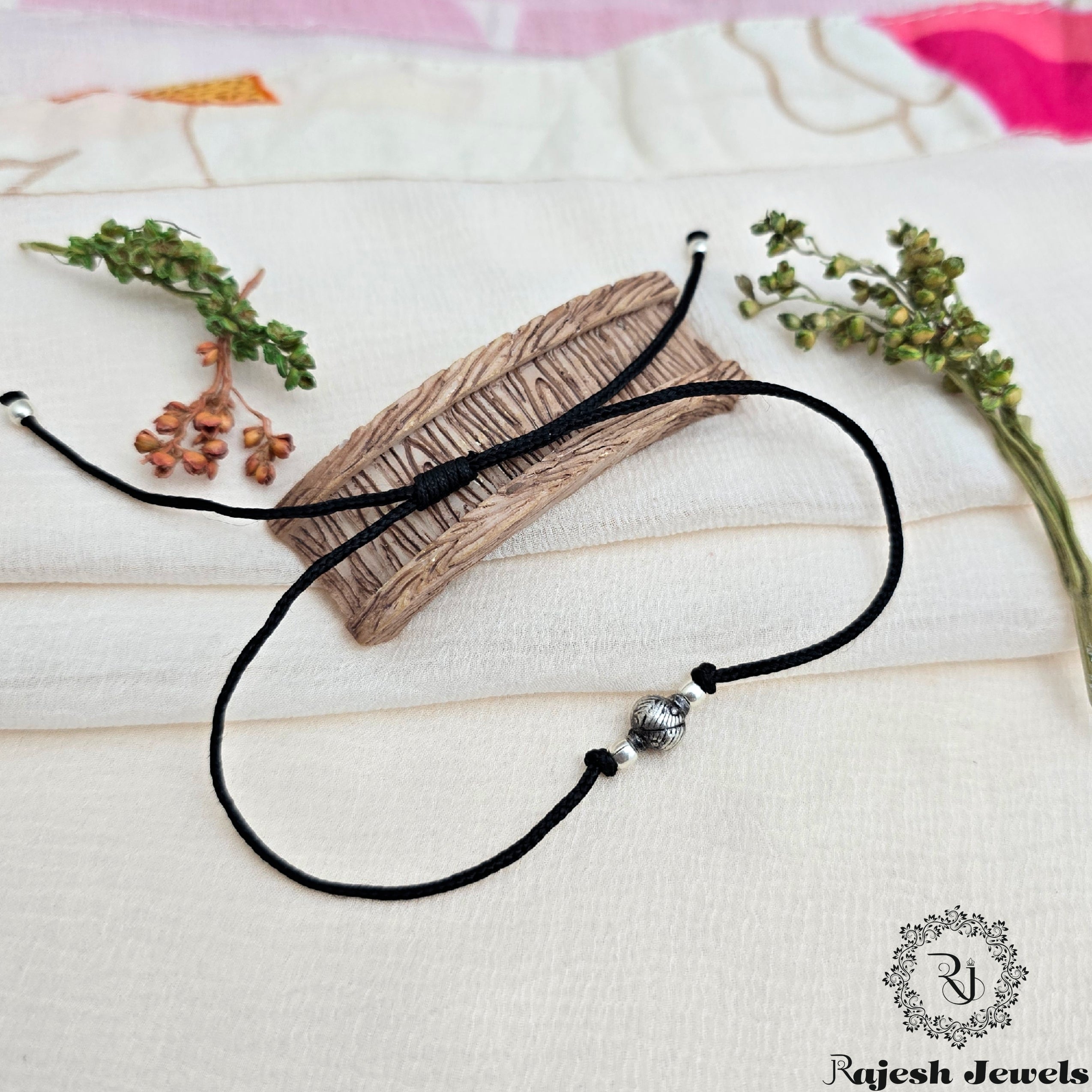 Alluring Balled Silver Nazariya Anklet
