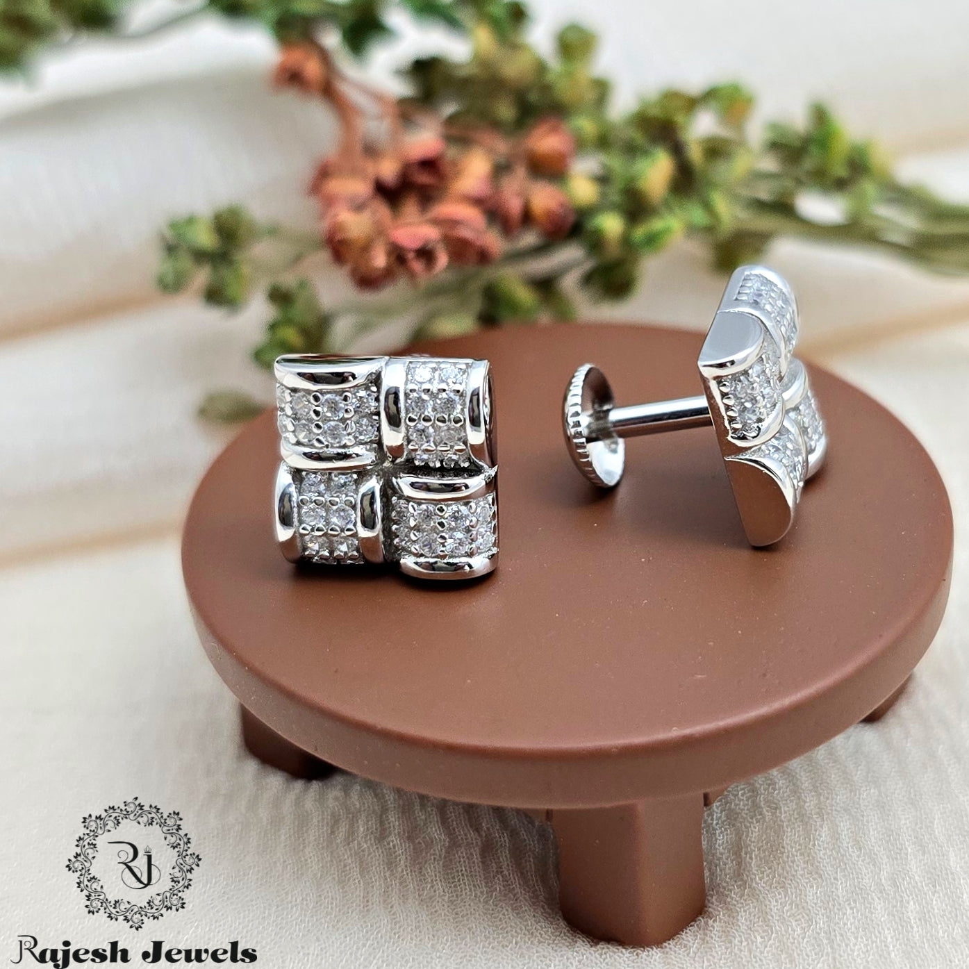 Geometric Shaped Cz South Screw Studs