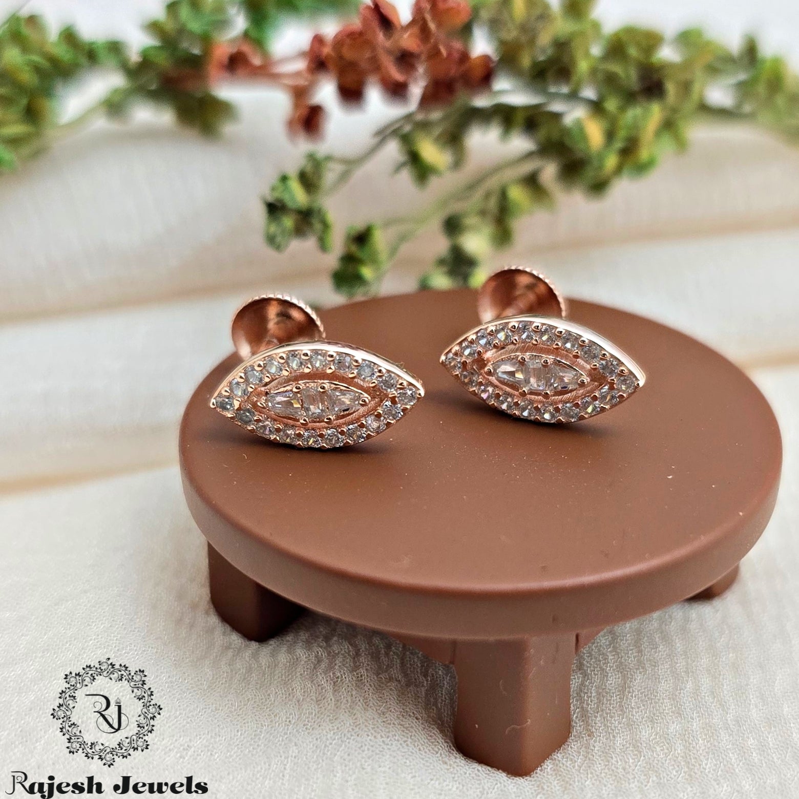 Oval Shaped Cz Rosegold South Screw Studs