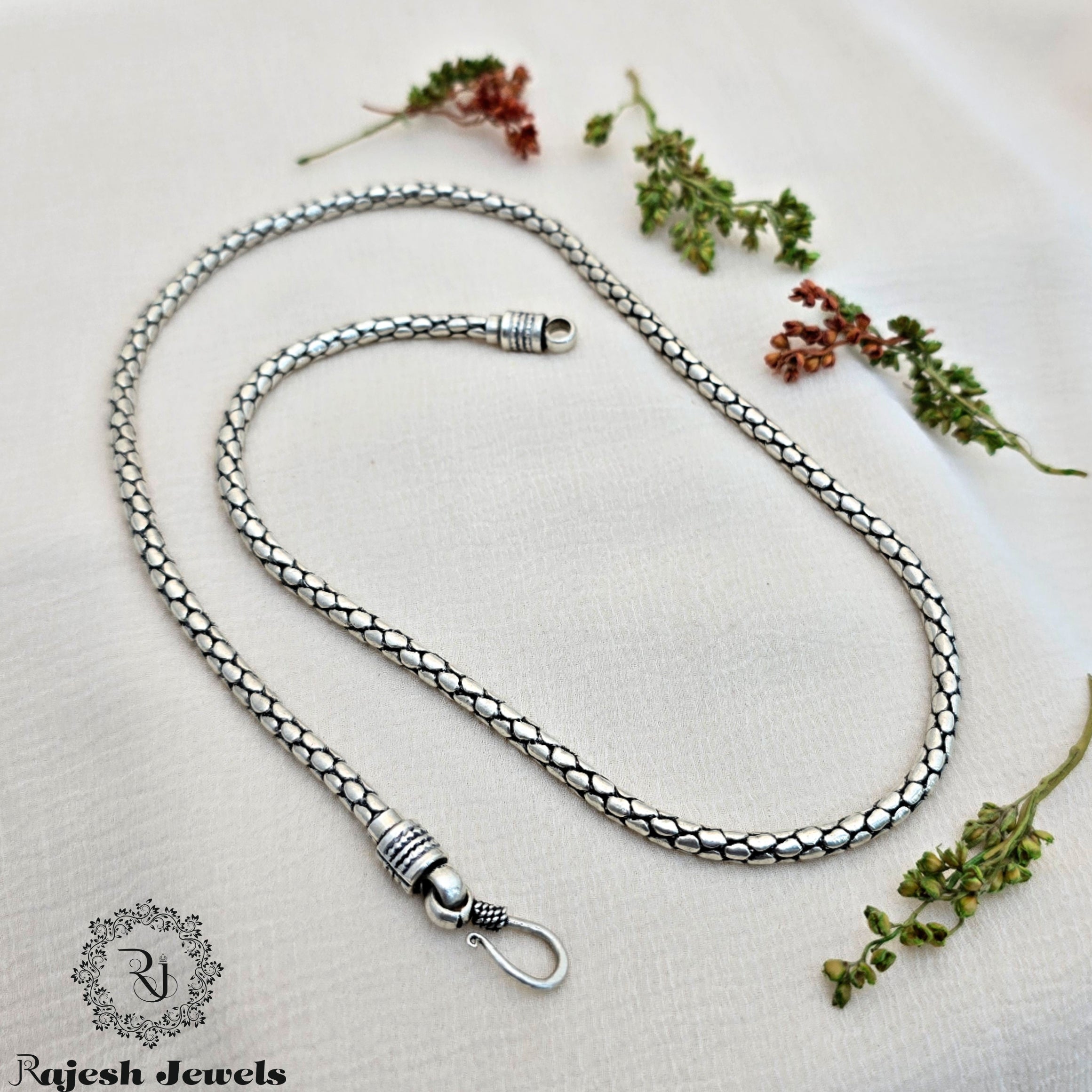 Minimalistic Oxidised Filigree Worked Men's Neckchain