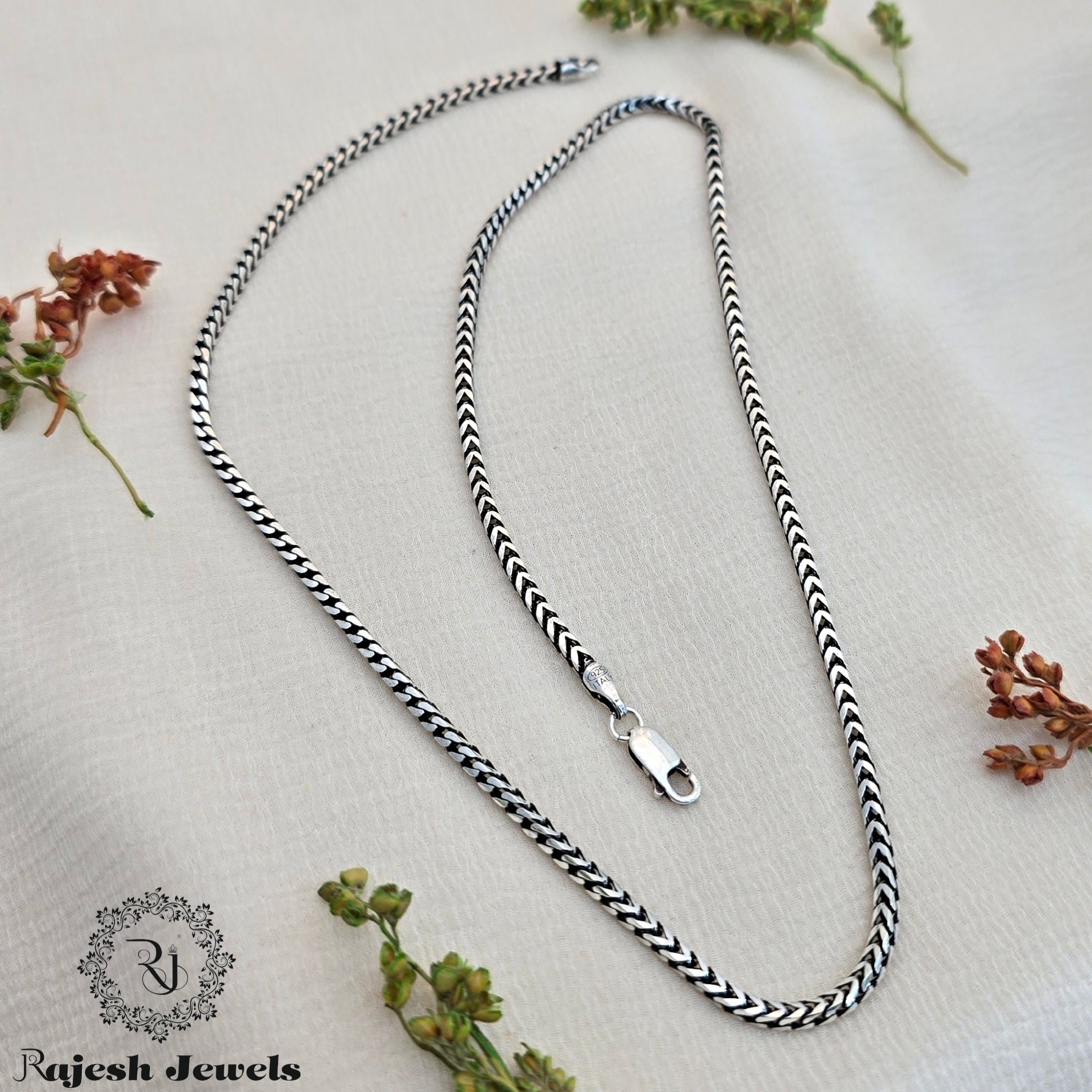 Opulent Cuboid Oxidised Men's Neckchain