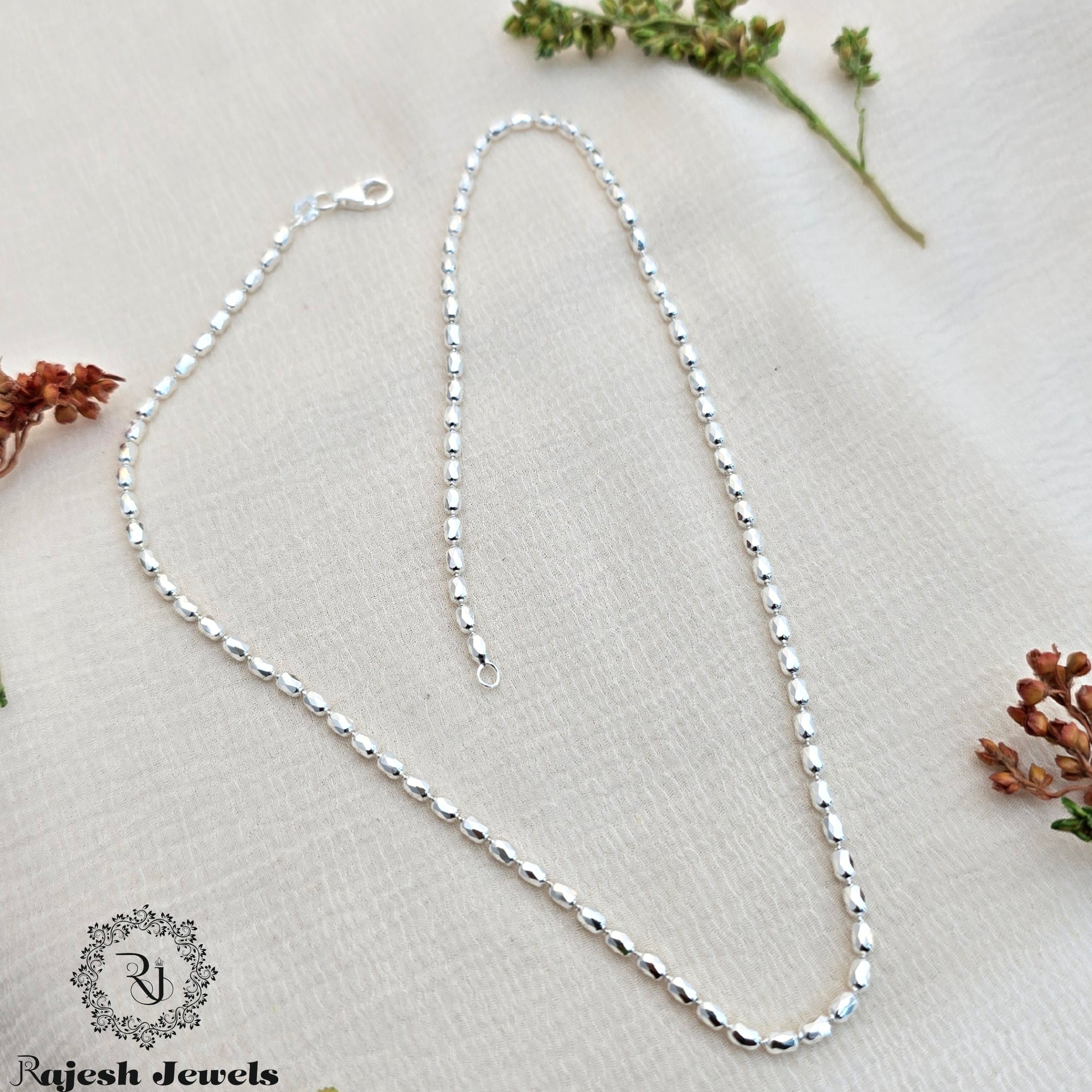 Blissful Silver Beaded Neckchain